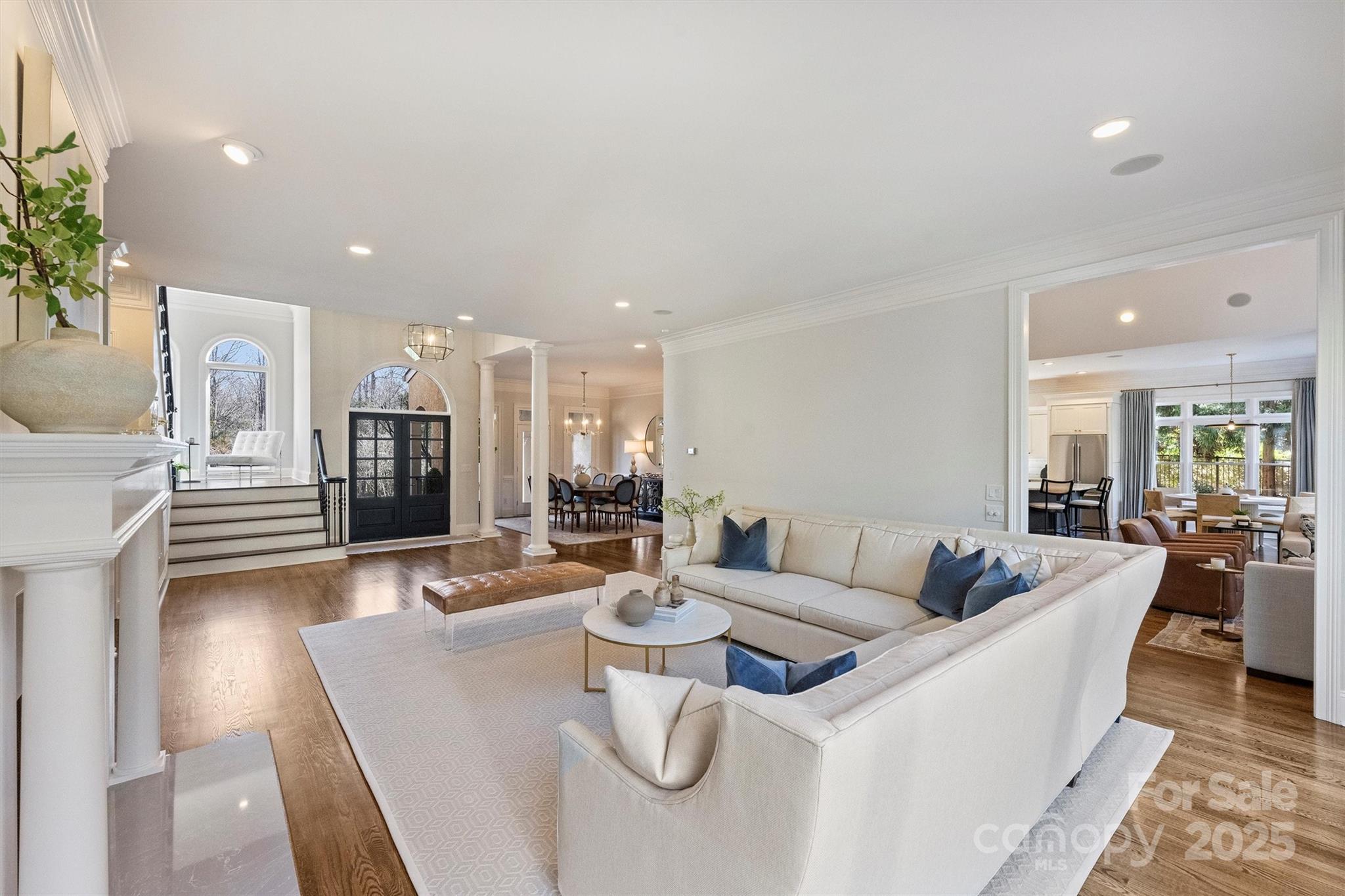 4004 Blossom Hill Drive