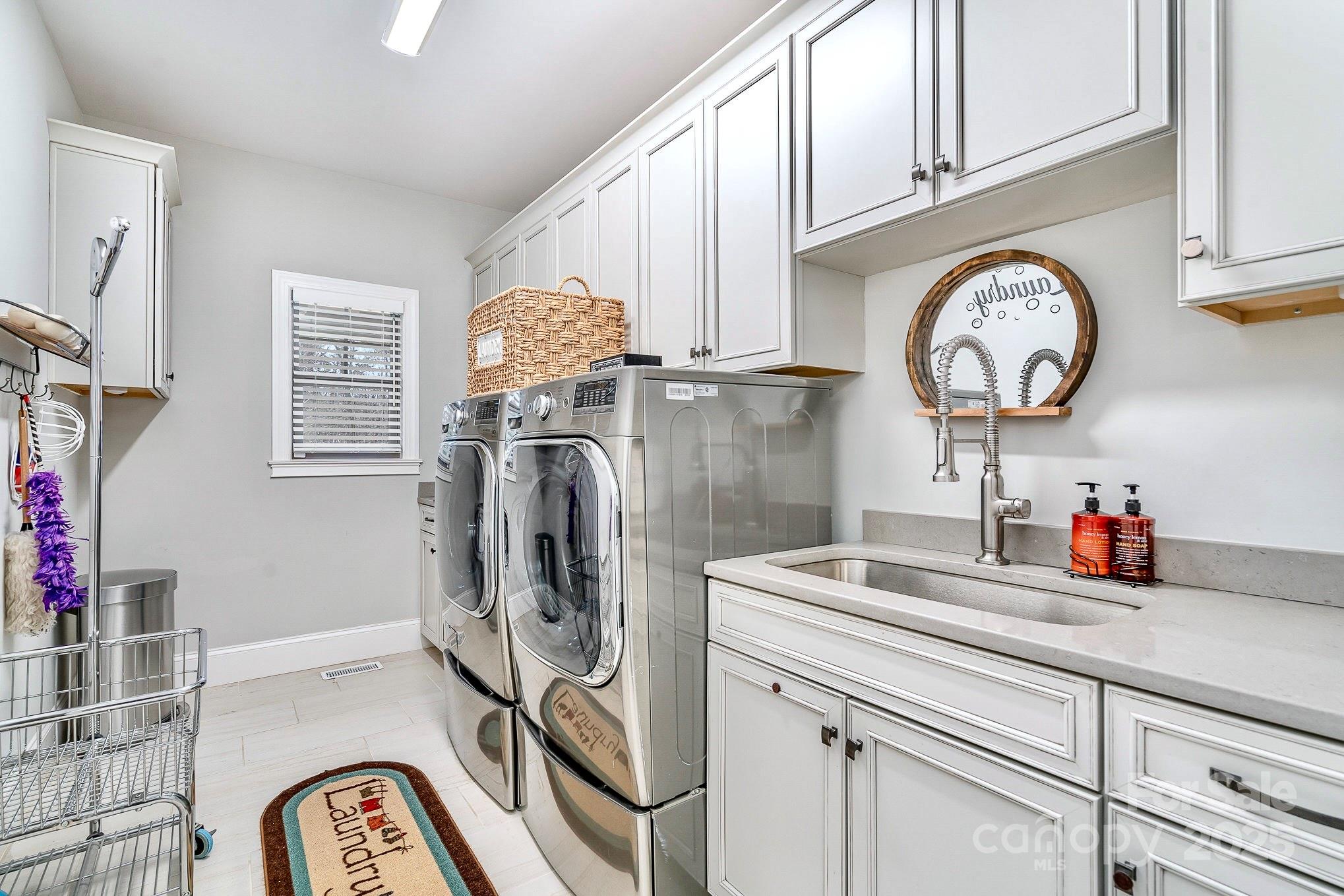 7134 Cobblefield Lane