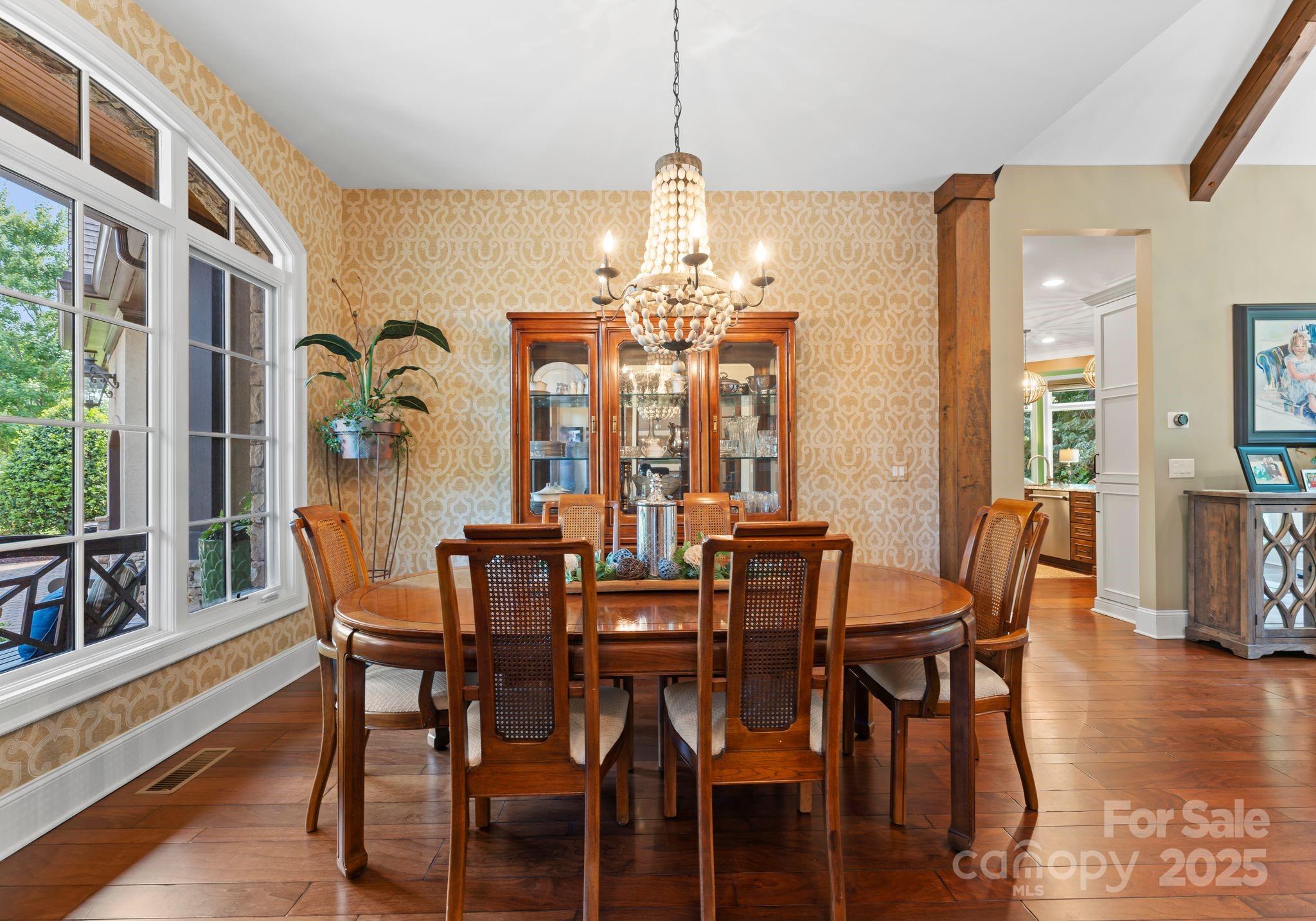 7461 Barrington Ridge Drive Unit: 33