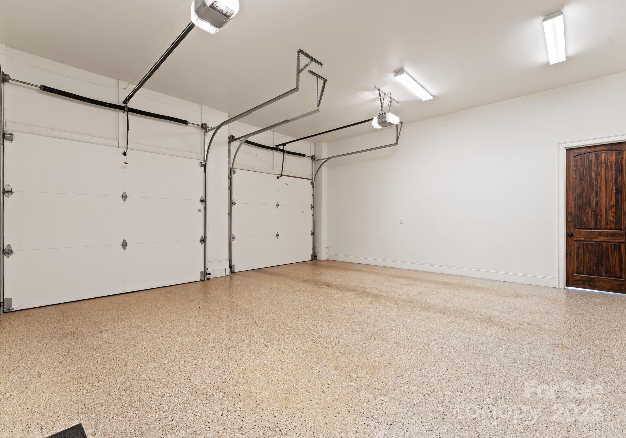 7461 Barrington Ridge Drive Unit: 33