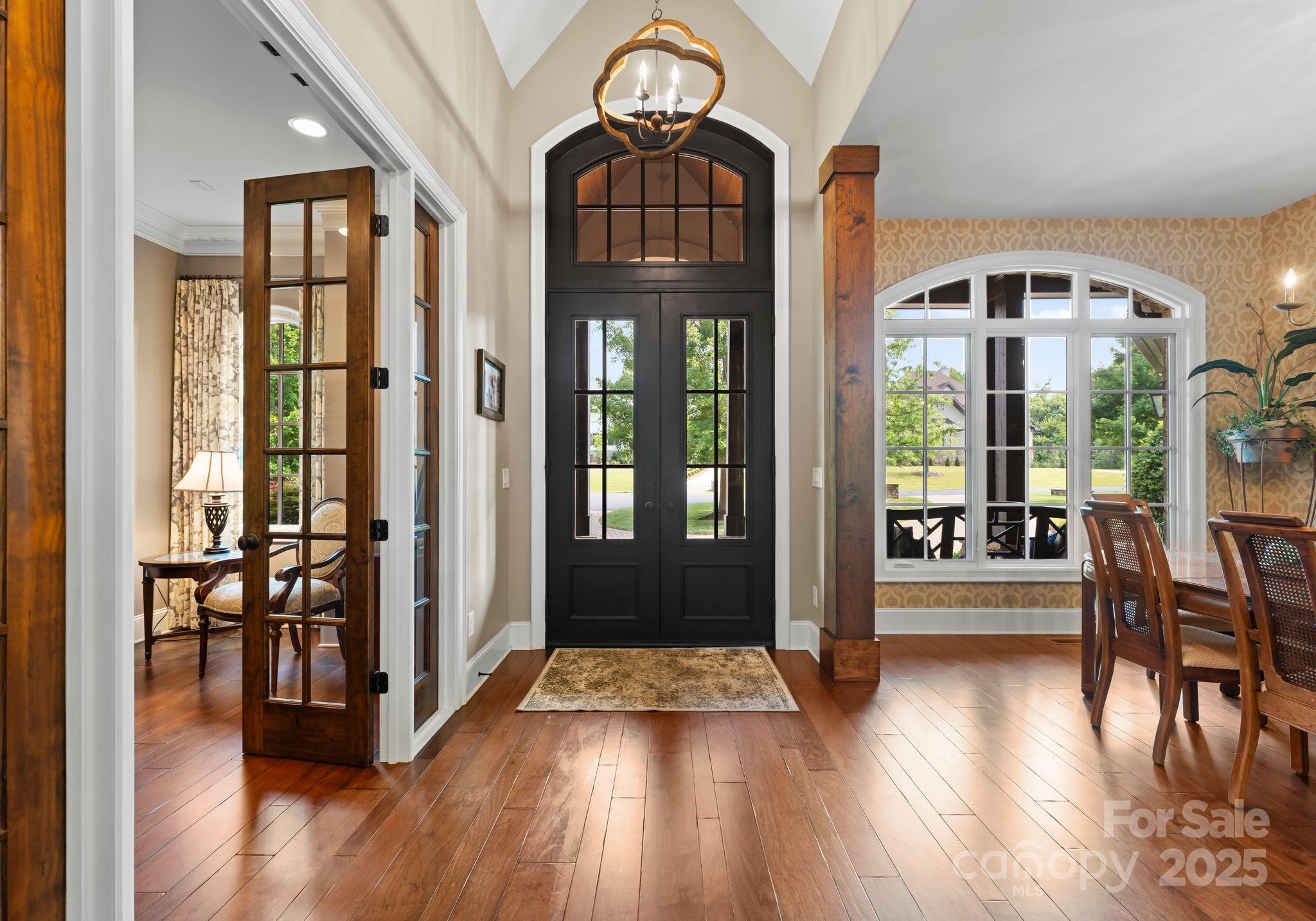 7461 Barrington Ridge Drive Unit: 33