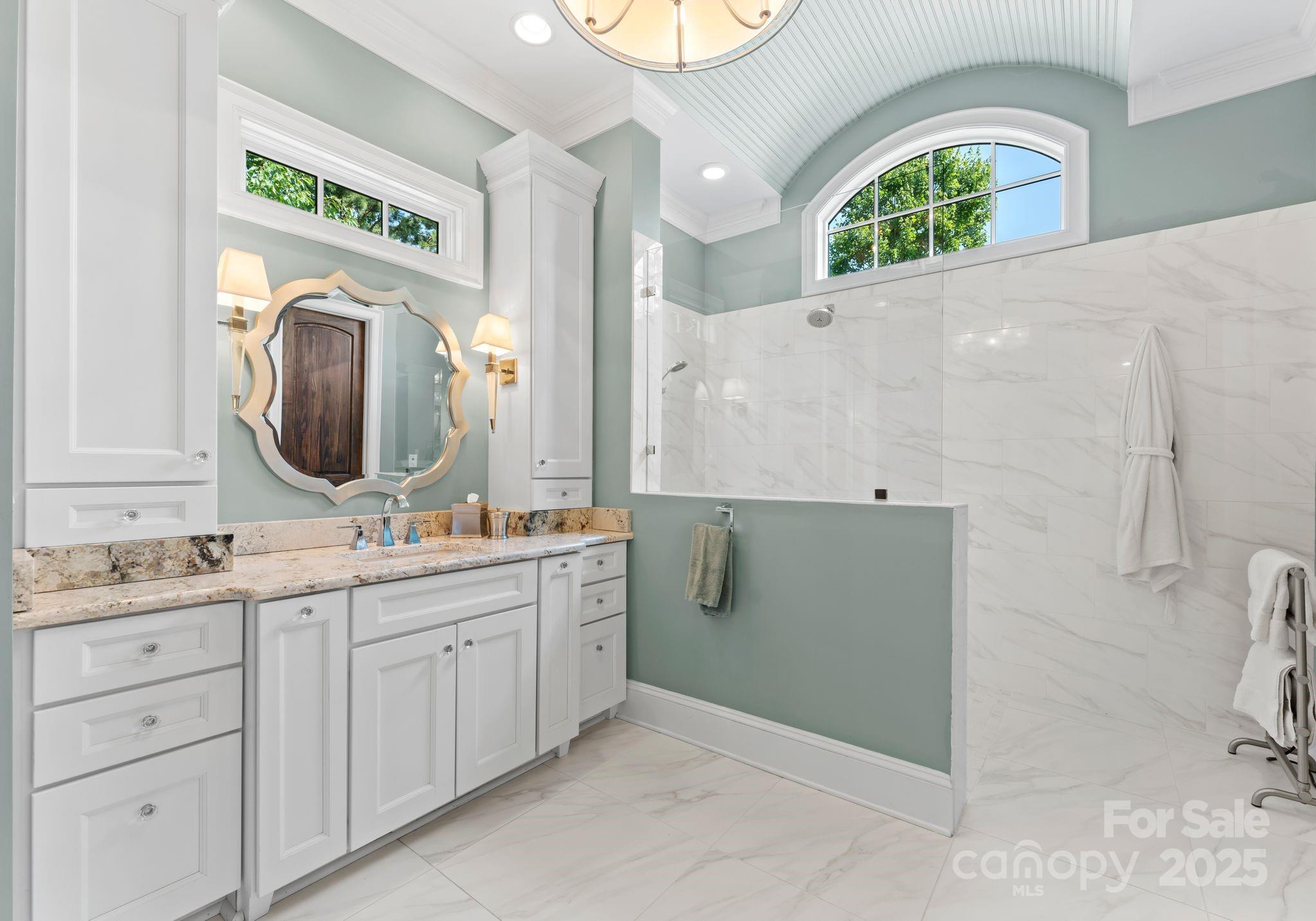 7461 Barrington Ridge Drive Unit: 33