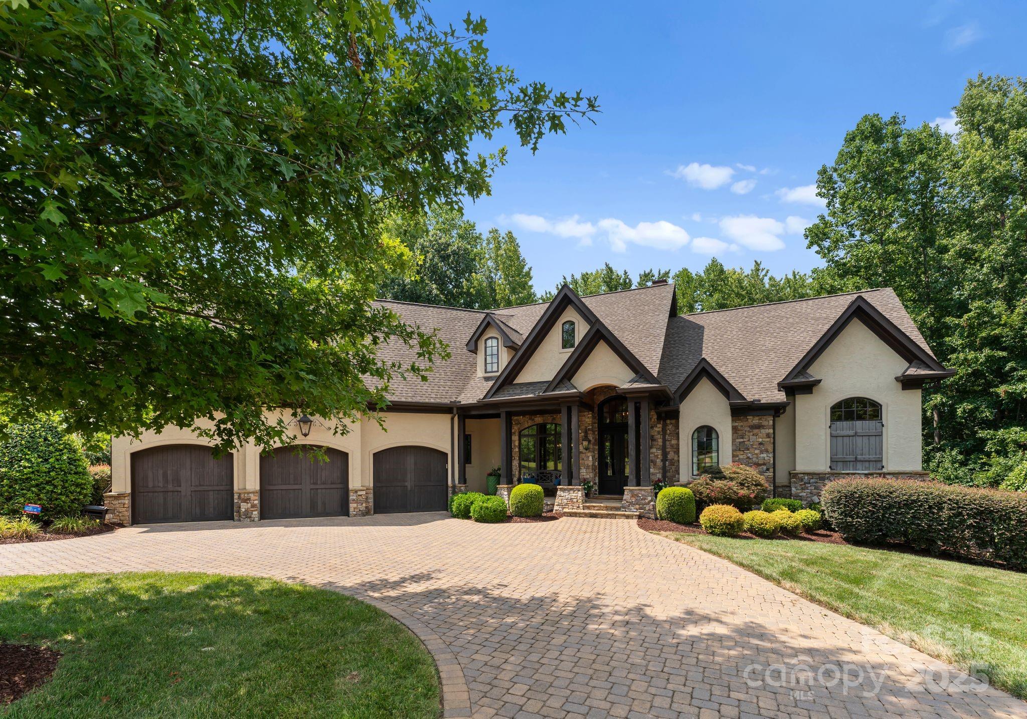 7461 Barrington Ridge Drive Unit: 33