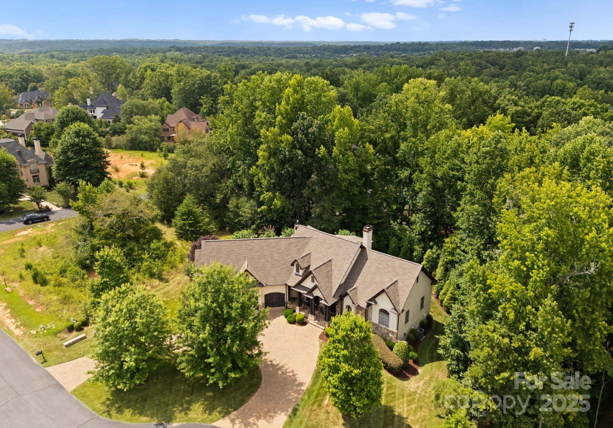 7461 Barrington Ridge Drive Unit: 33