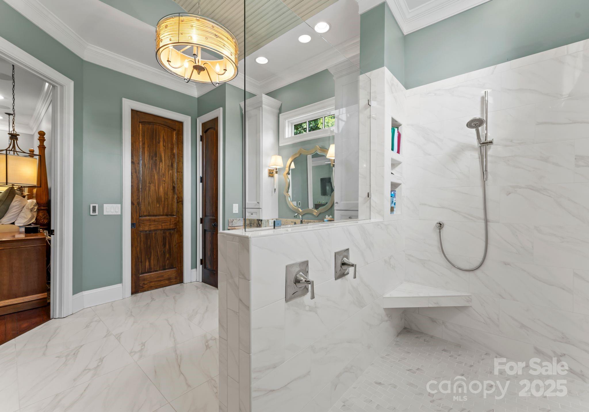 7461 Barrington Ridge Drive Unit: 33