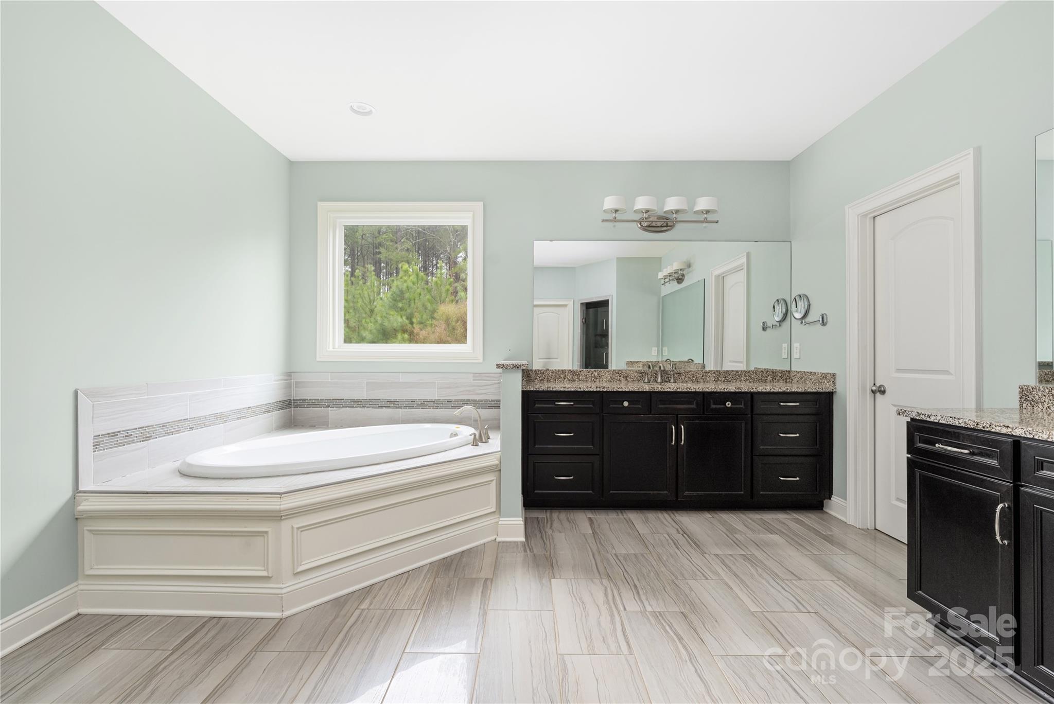 119 Charthouse Lane