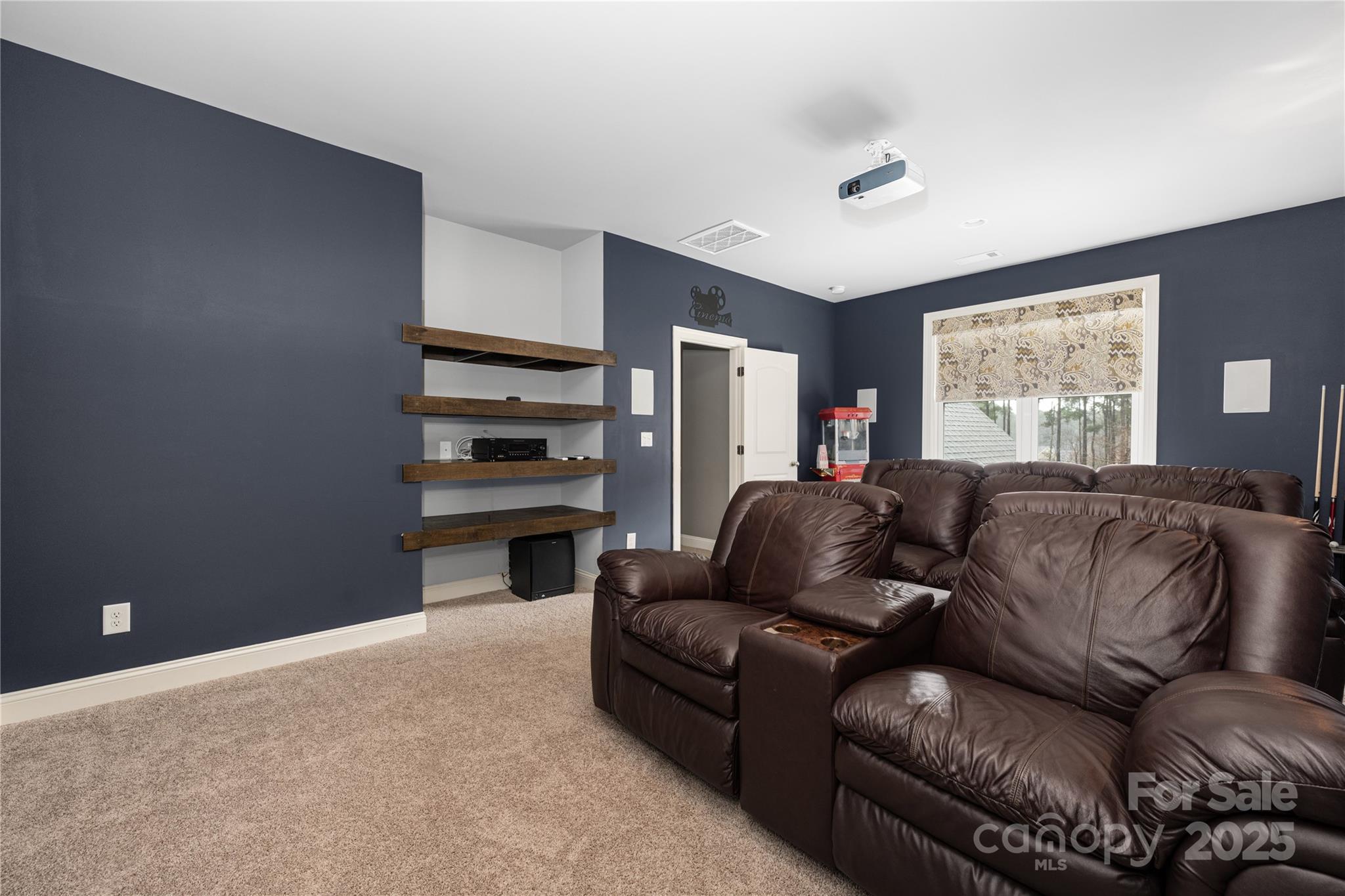 119 Charthouse Lane