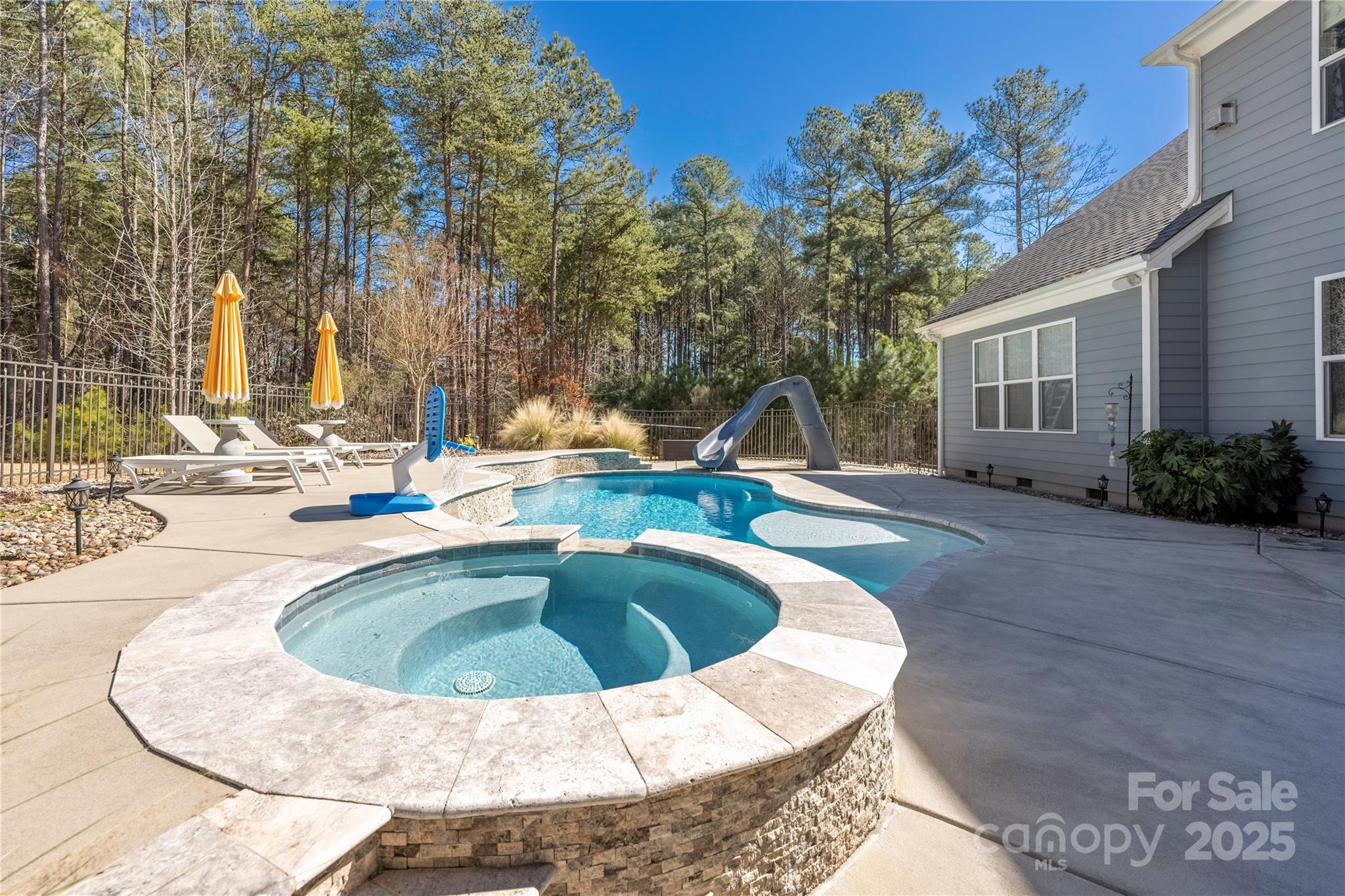 119 Charthouse Lane
