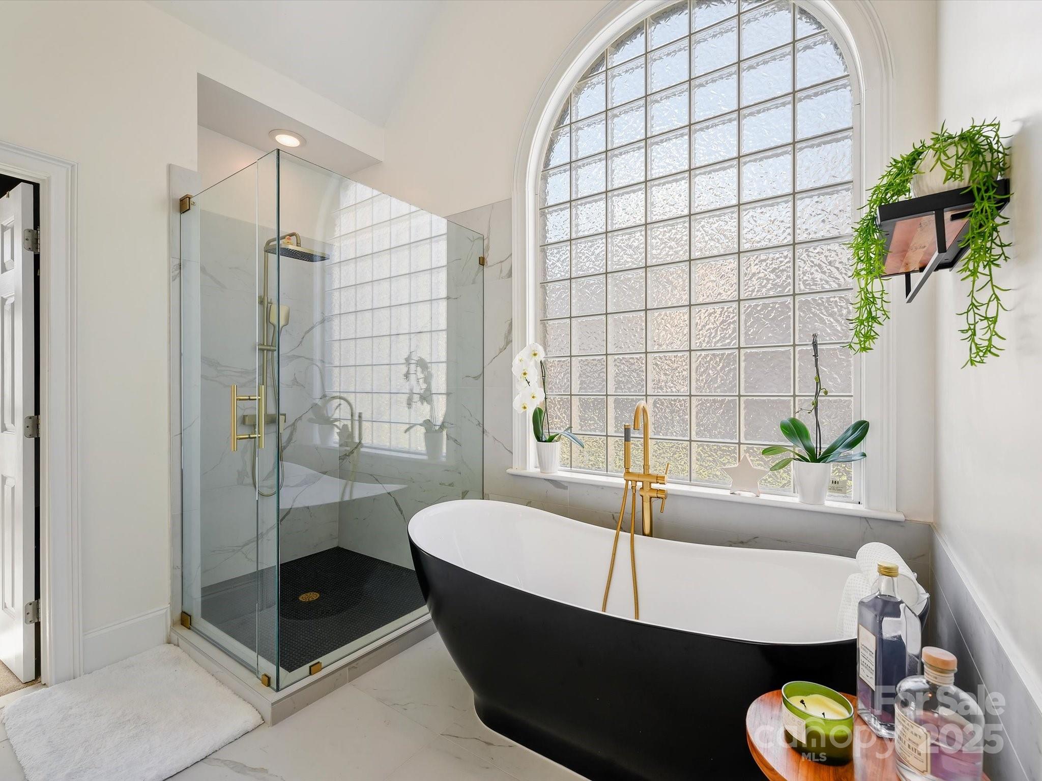 19000 Hodestone Mews Court