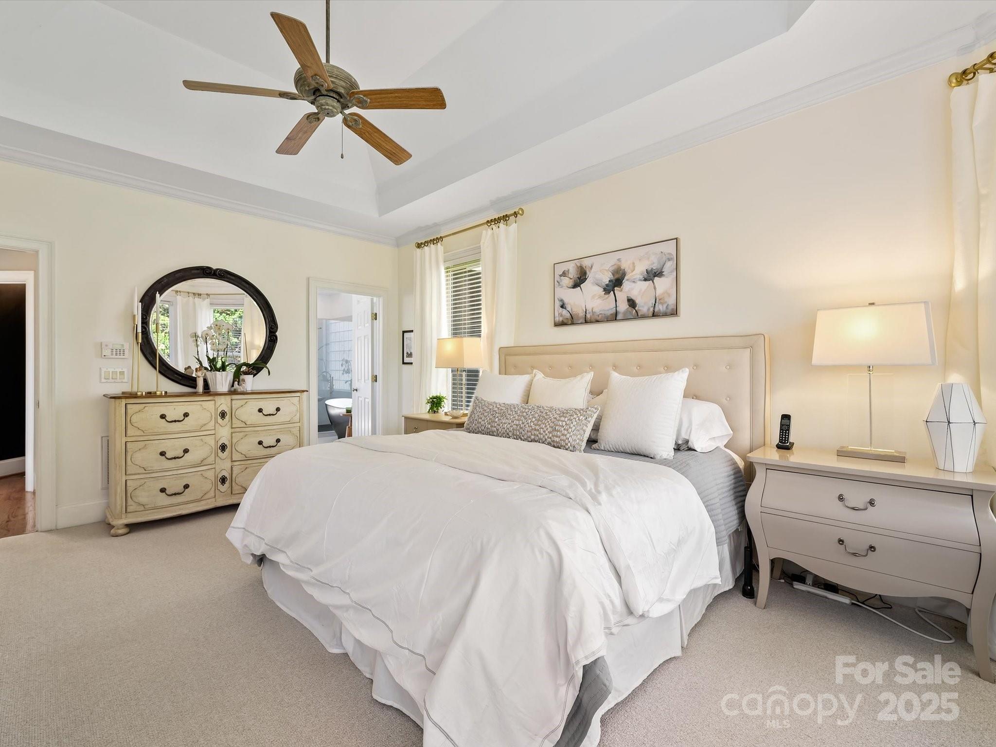 19000 Hodestone Mews Court
