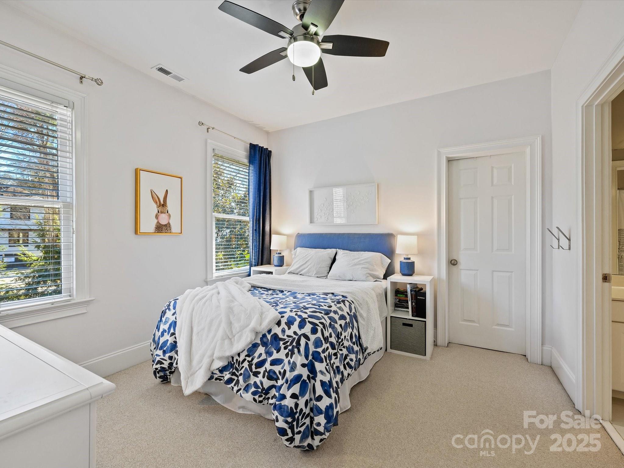 19000 Hodestone Mews Court