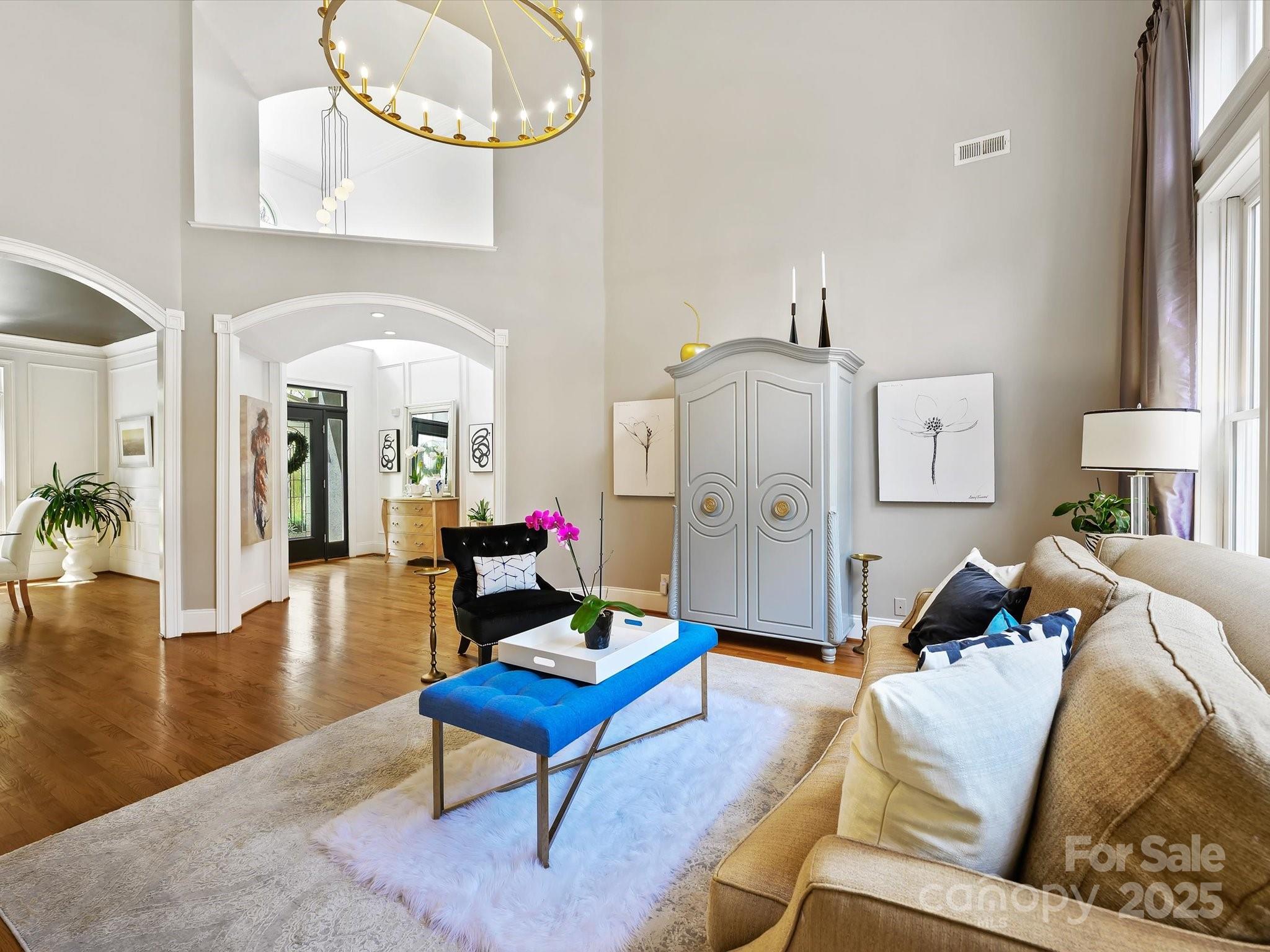 19000 Hodestone Mews Court