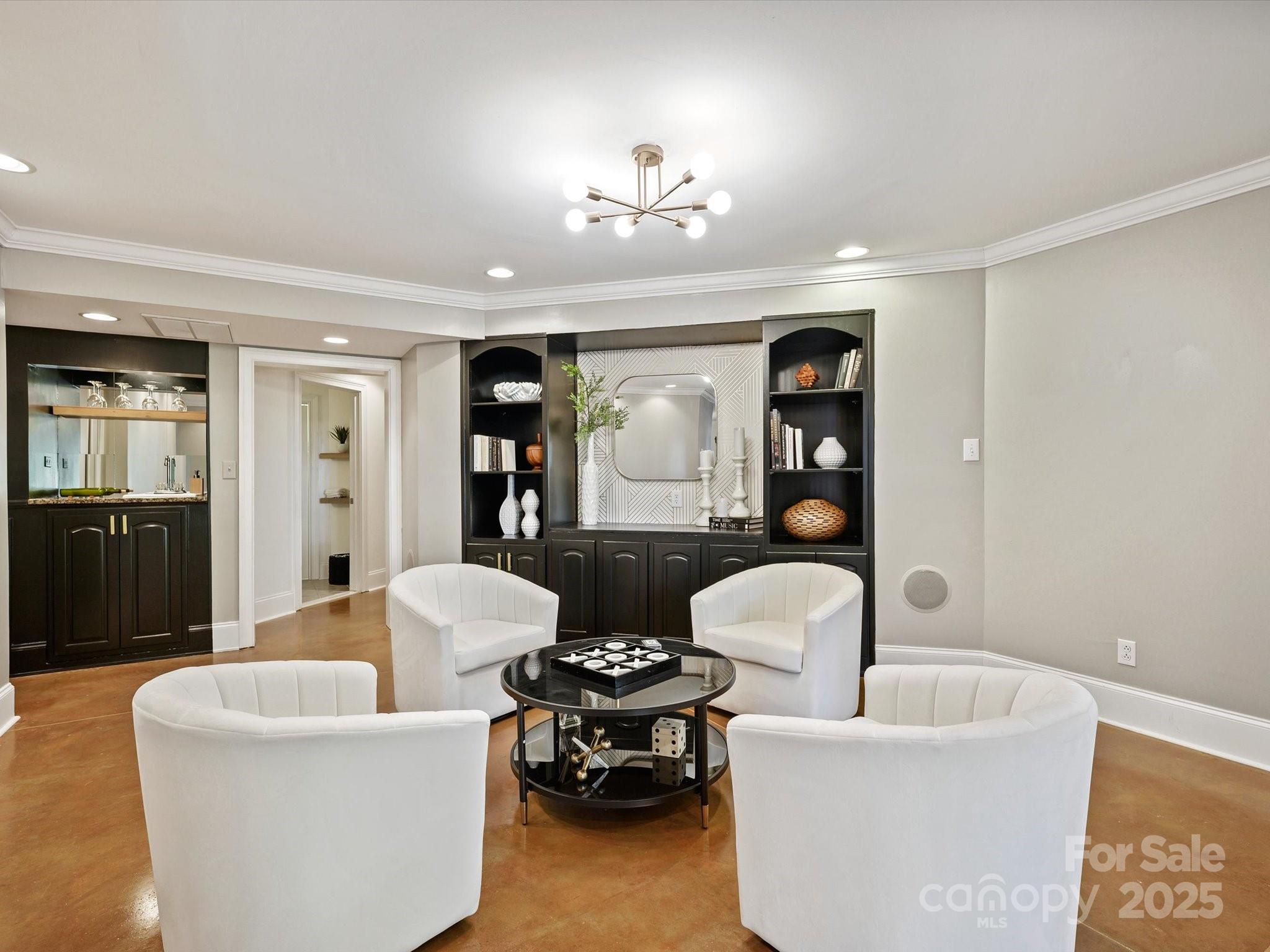 19000 Hodestone Mews Court