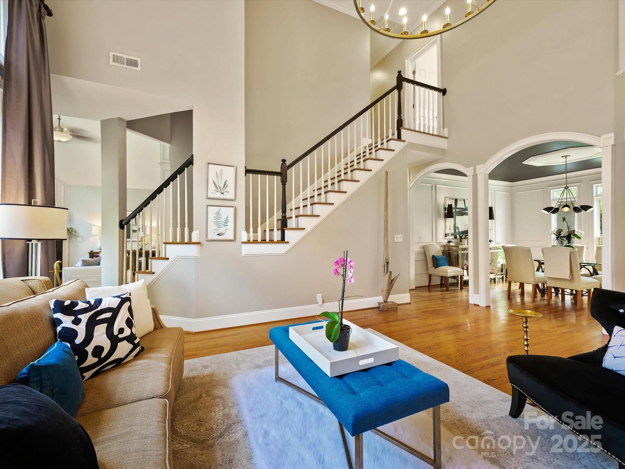 19000 Hodestone Mews Court