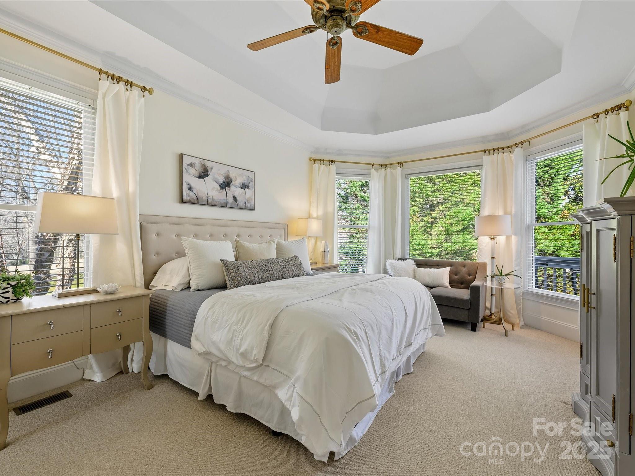 19000 Hodestone Mews Court