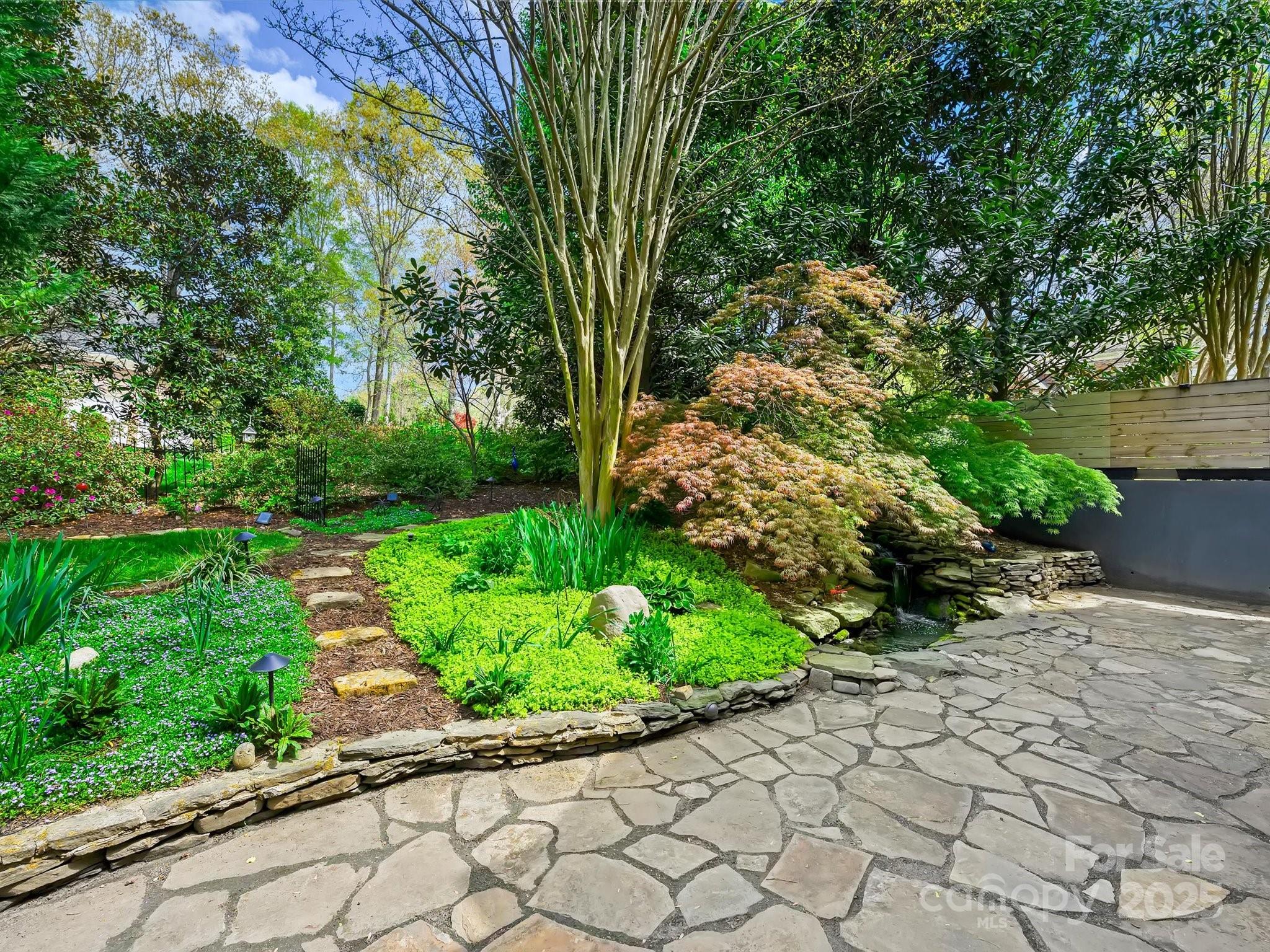 19000 Hodestone Mews Court