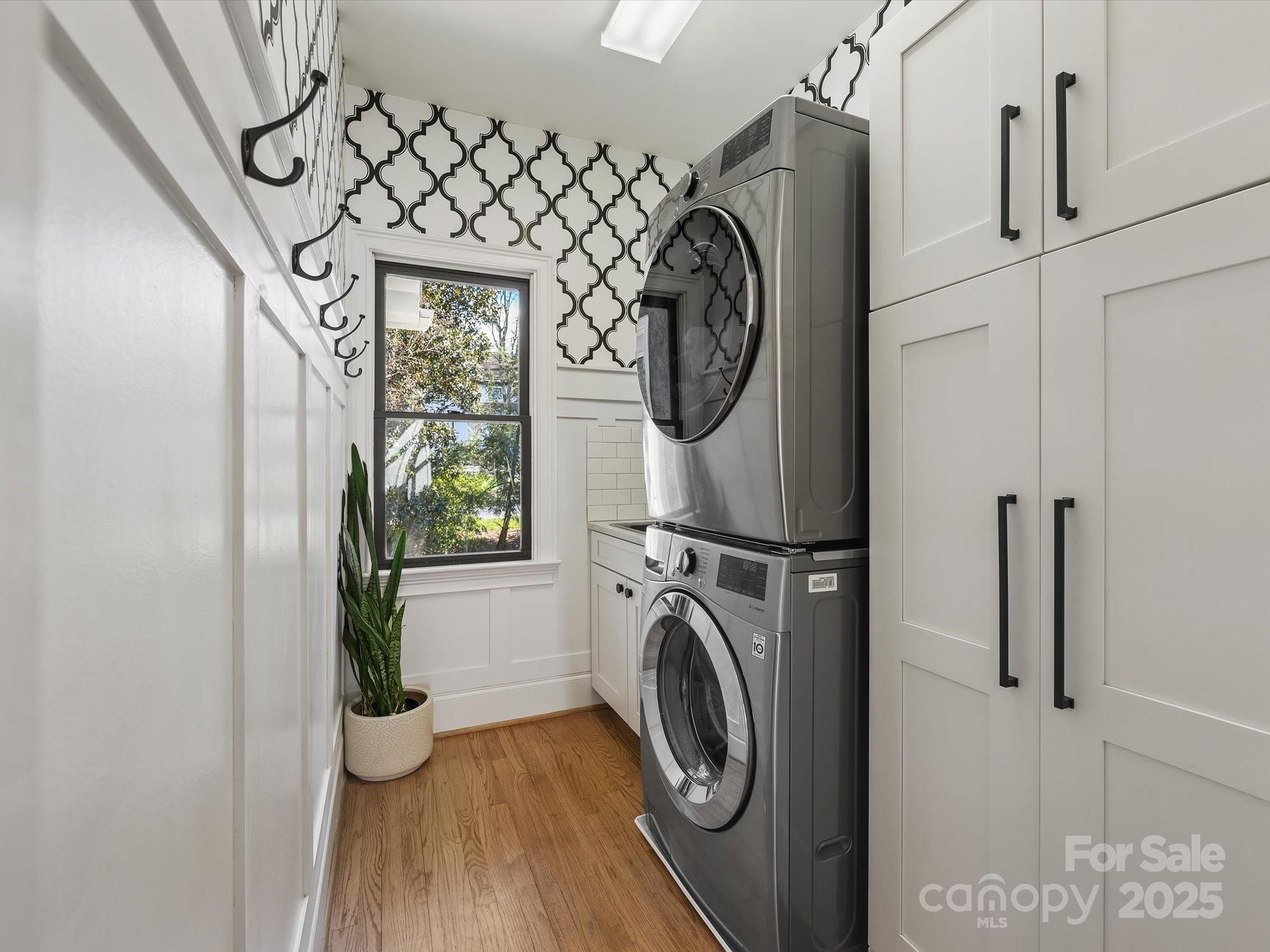 19000 Hodestone Mews Court
