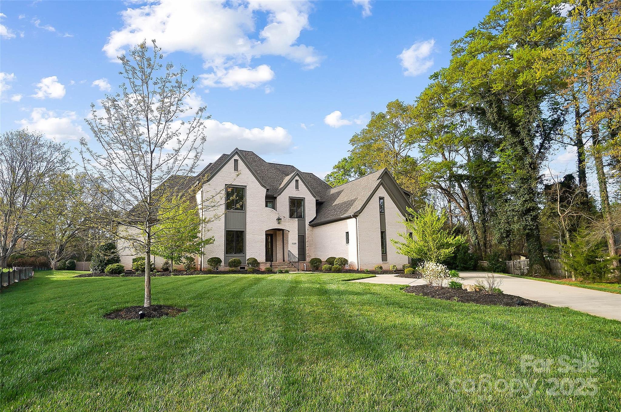109 Redbird Lane