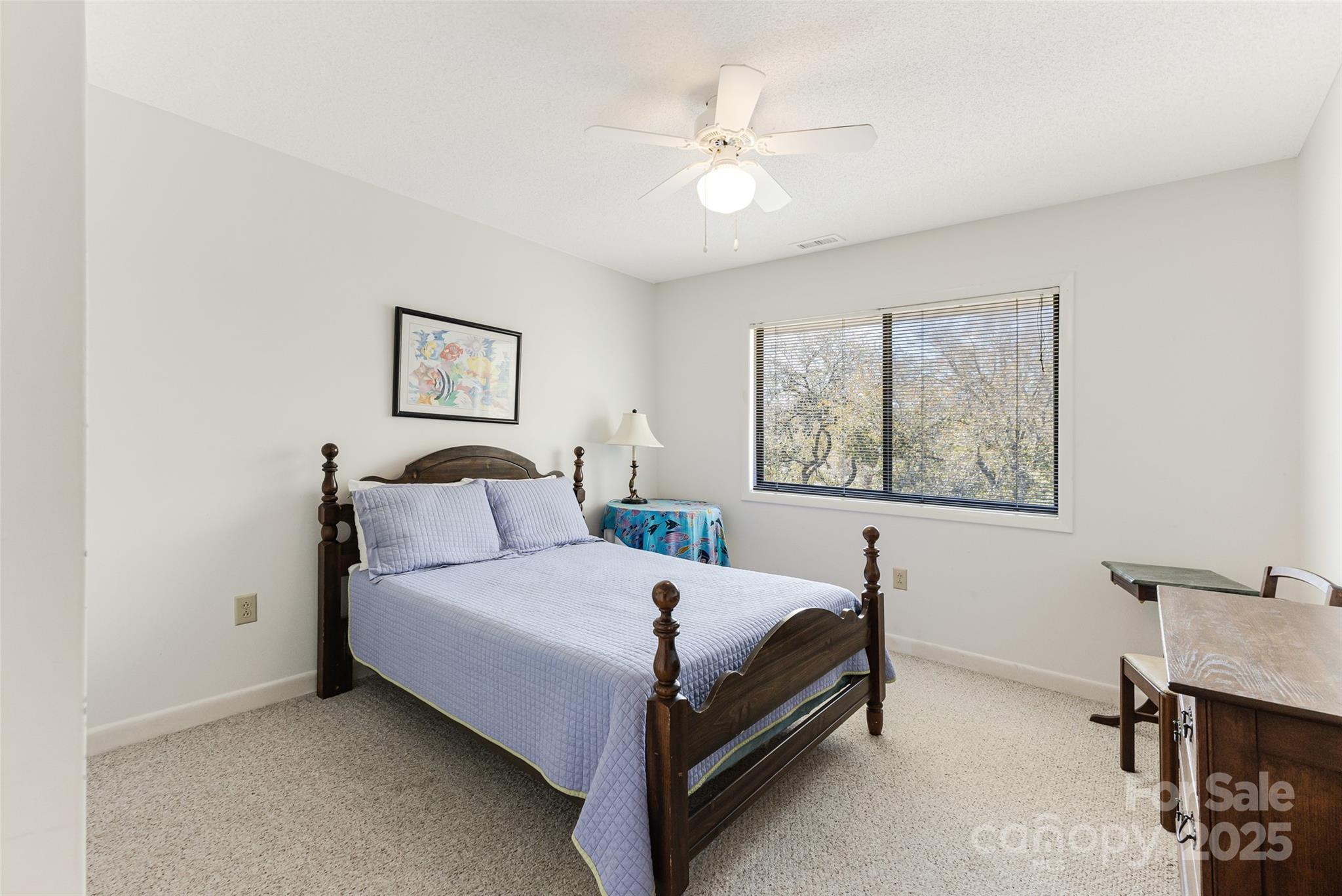 38 Bunker Court