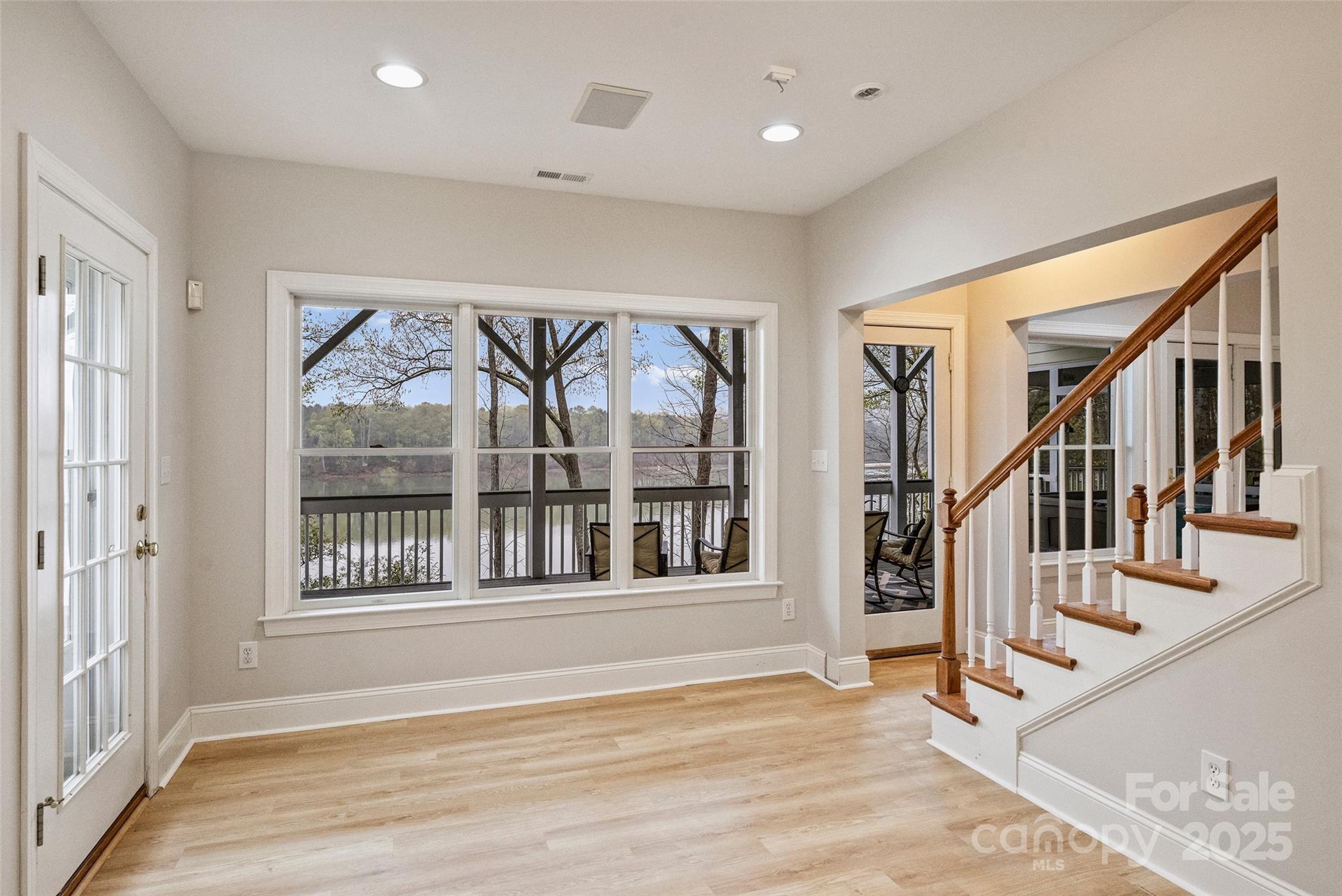272 Harbor Ridge Drive