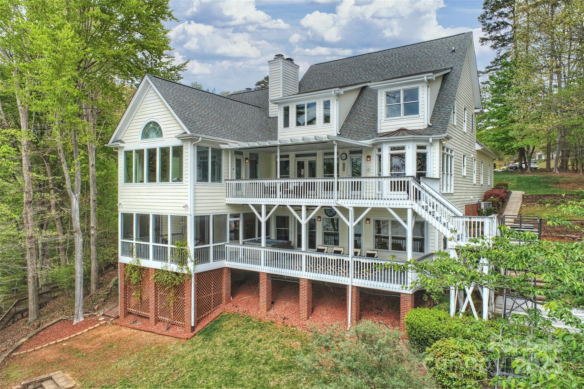 272 Harbor Ridge Drive