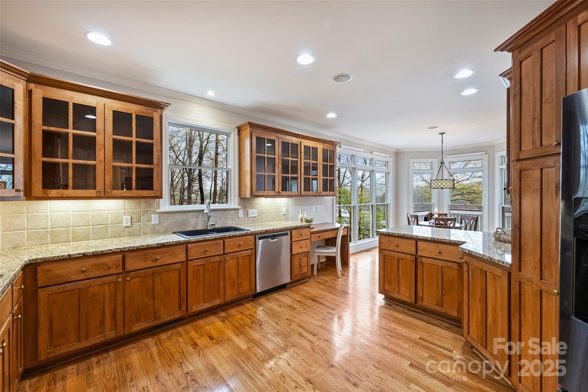 272 Harbor Ridge Drive