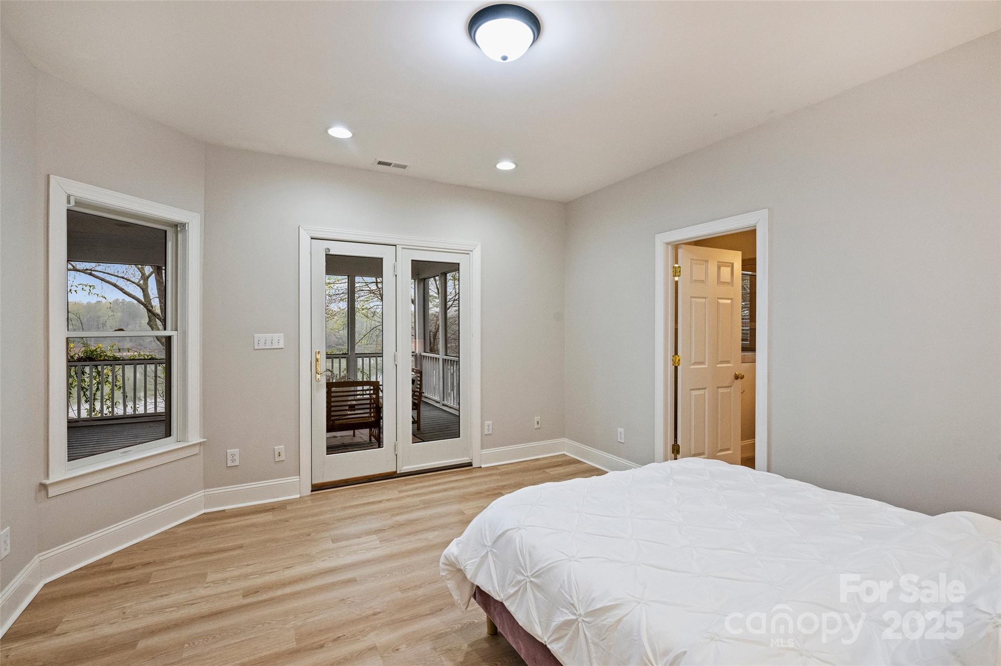 272 Harbor Ridge Drive