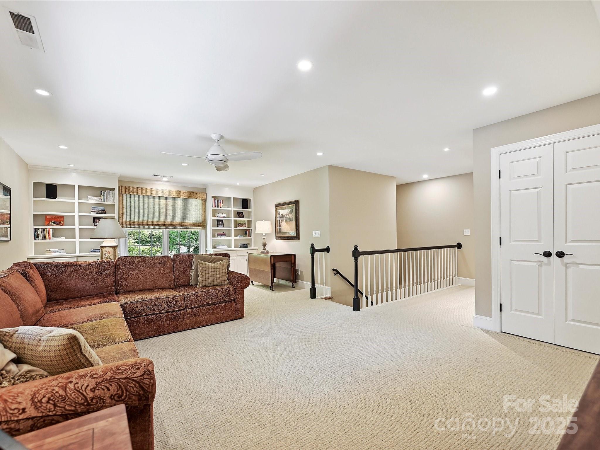 4701 Pineland Place