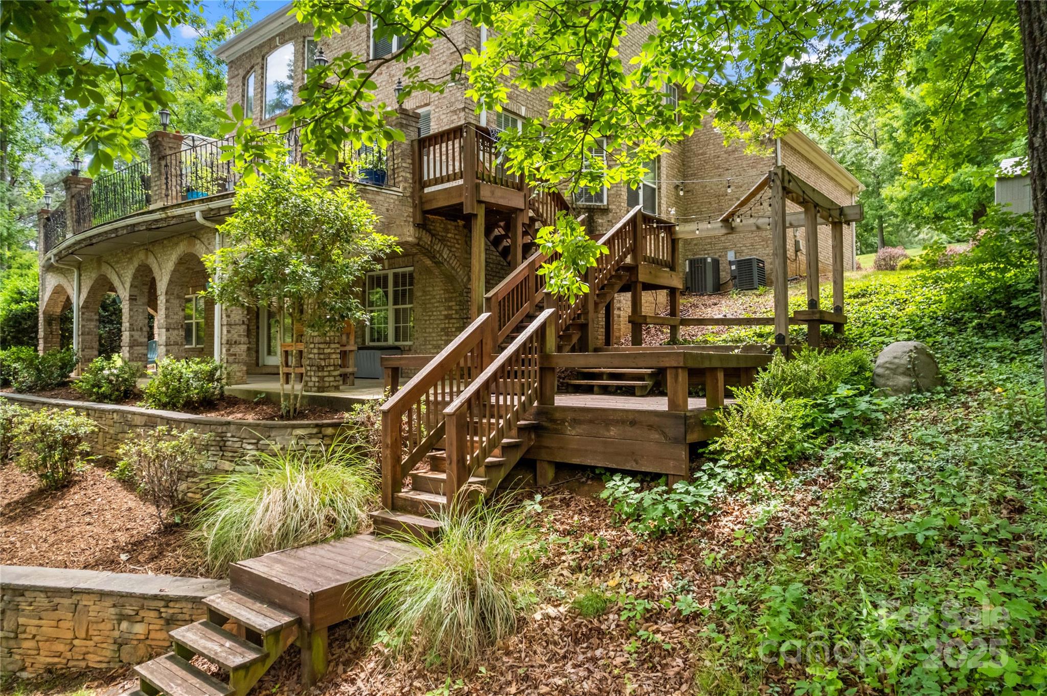 141 Ridge Top Road