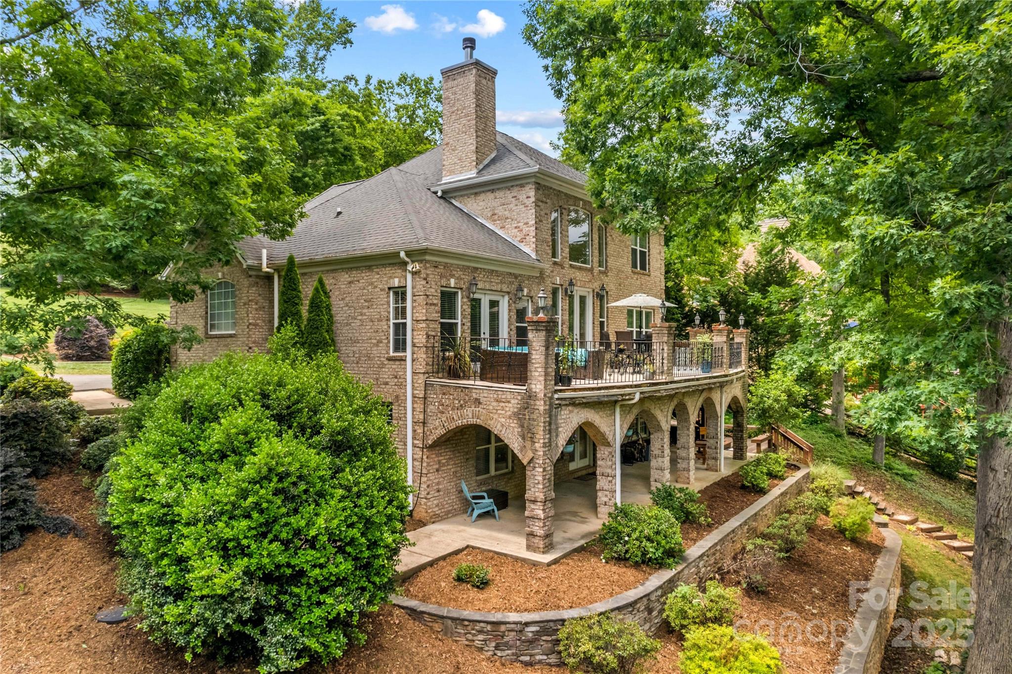 141 Ridge Top Road