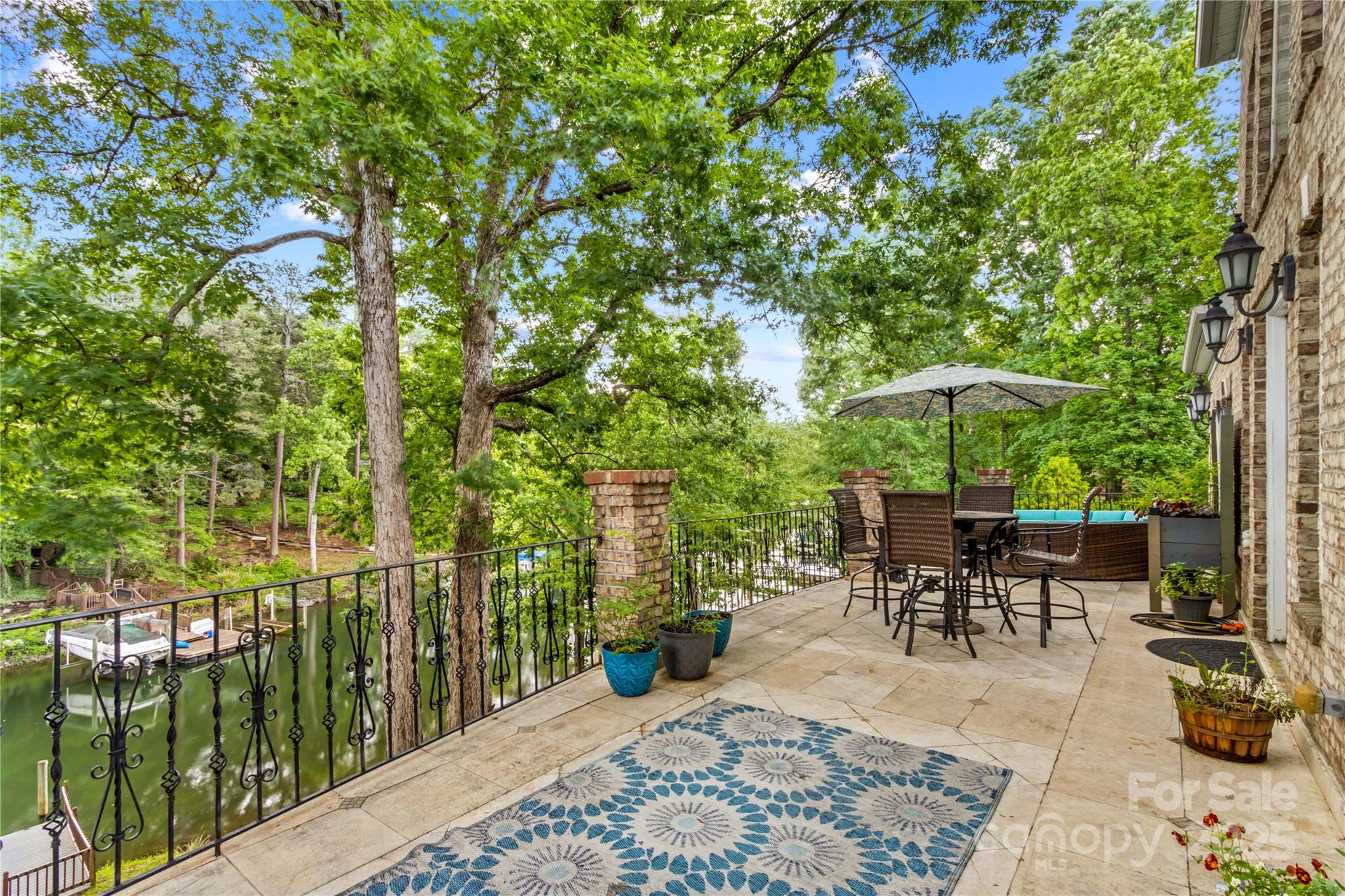 141 Ridge Top Road