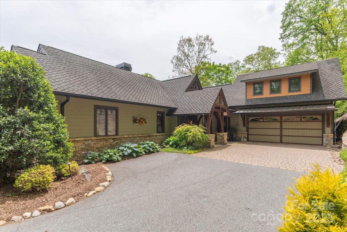 2461 Eagles Nest Road