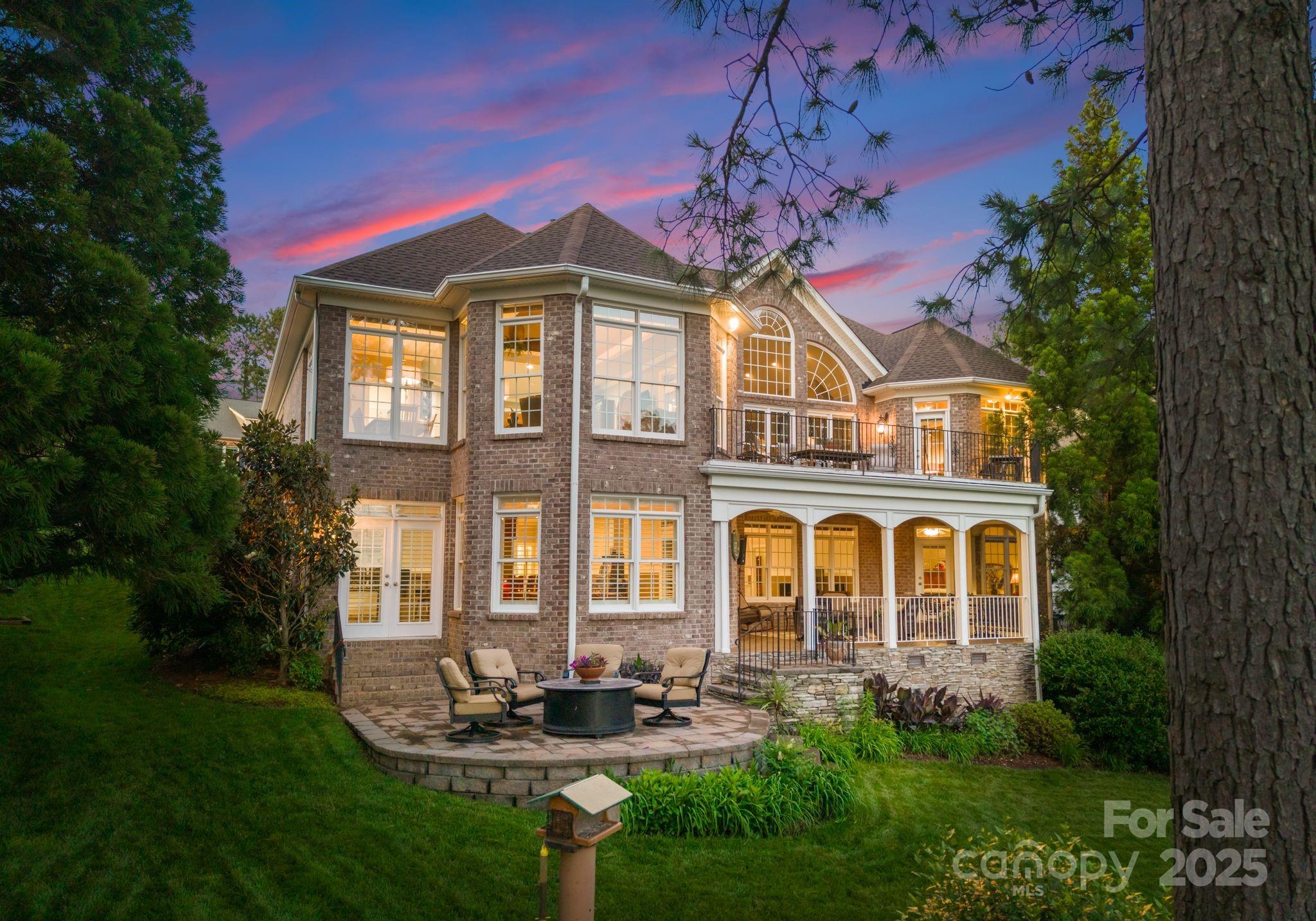 7412 Sahalee Drive