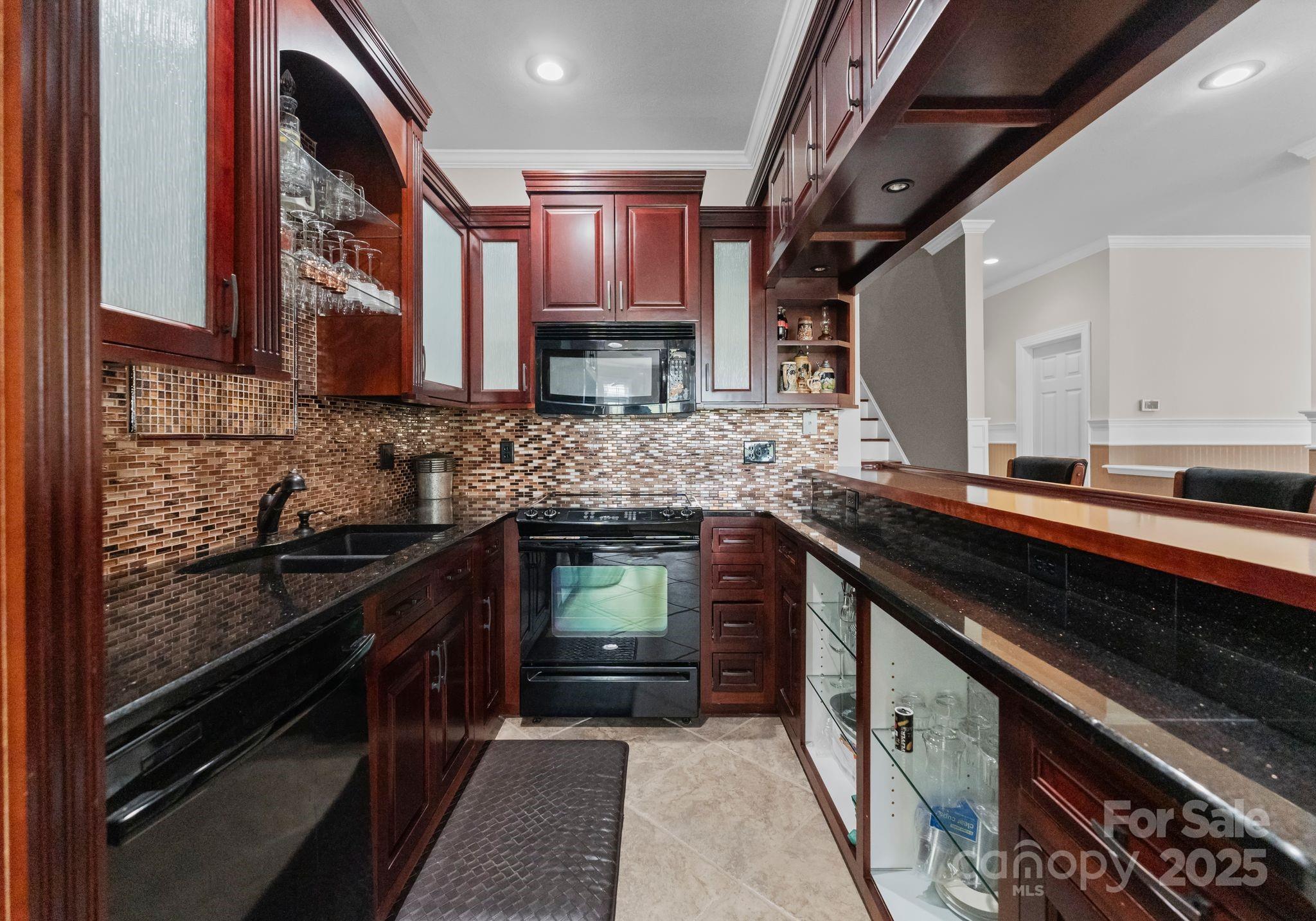 7412 Sahalee Drive