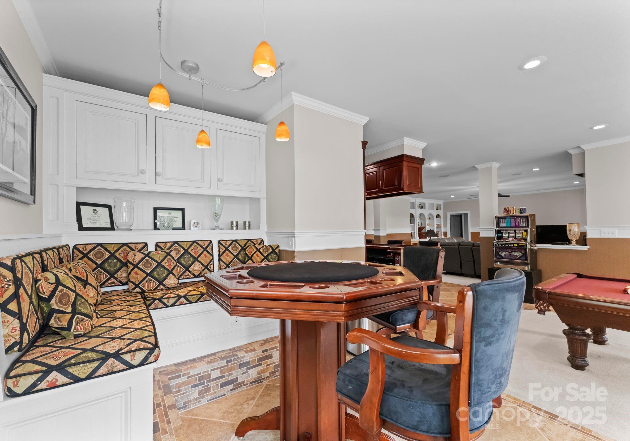7412 Sahalee Drive