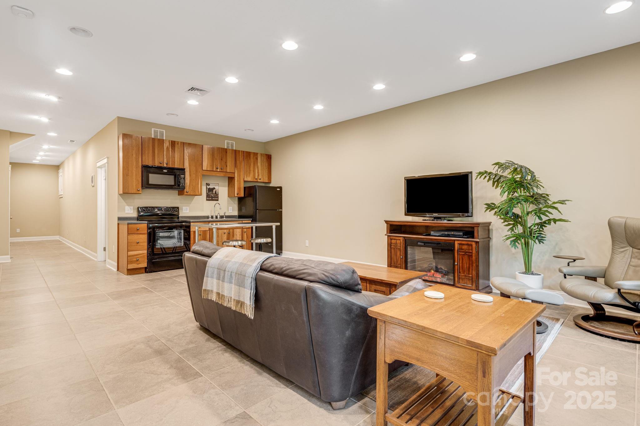 411 French Partridge Lane