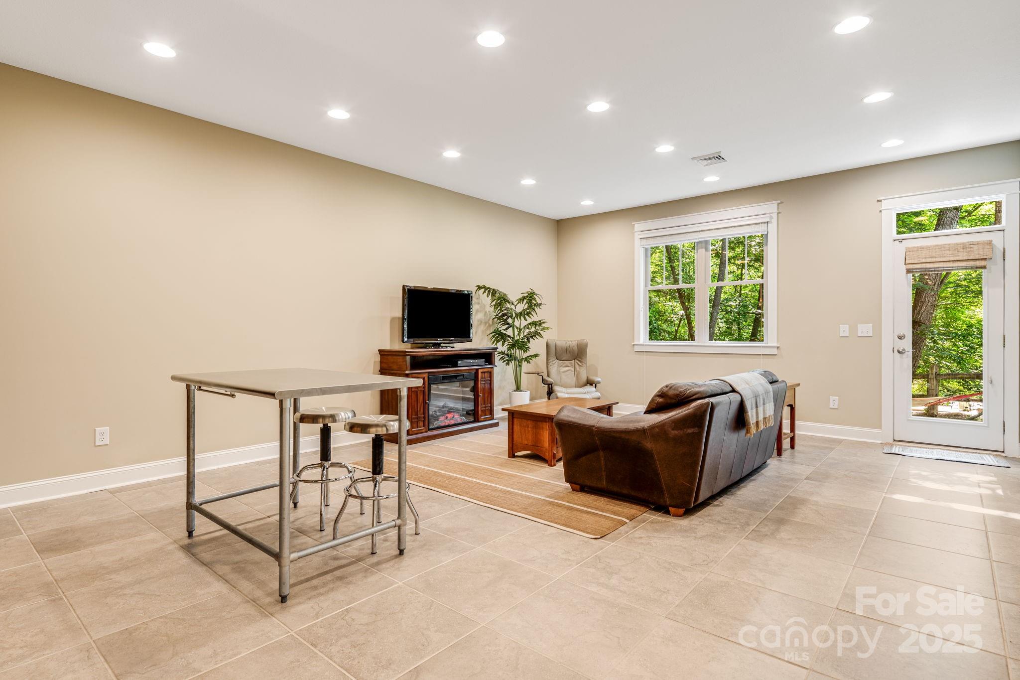 411 French Partridge Lane