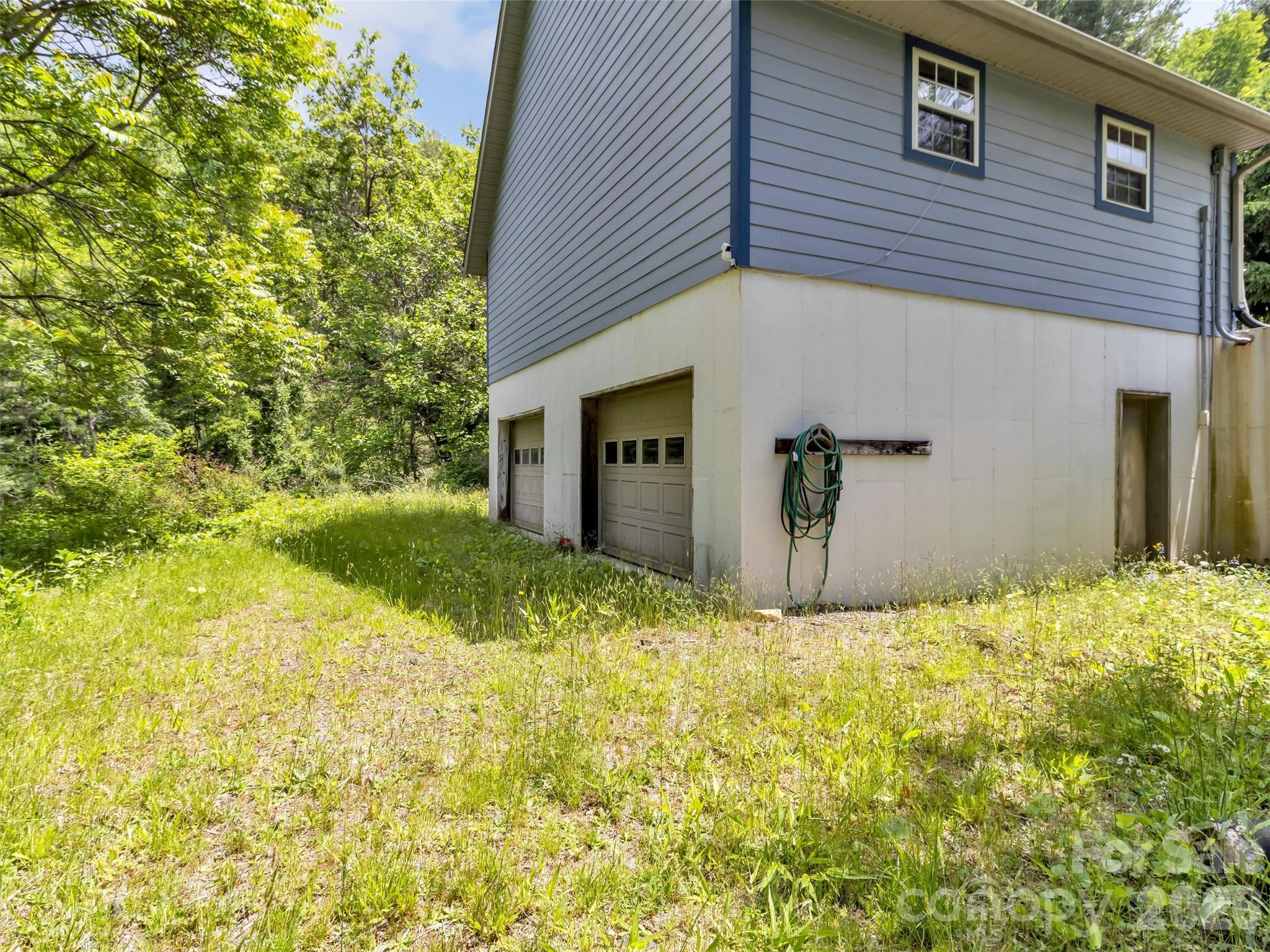 1592 Piney Hill Road