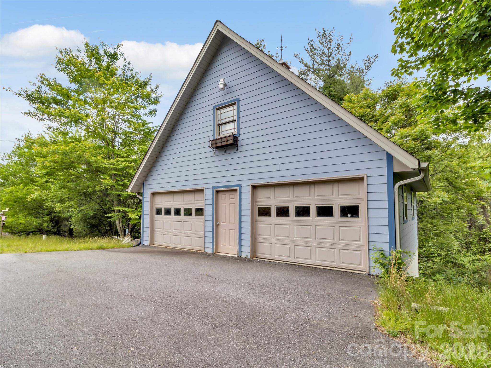 1592 Piney Hill Road