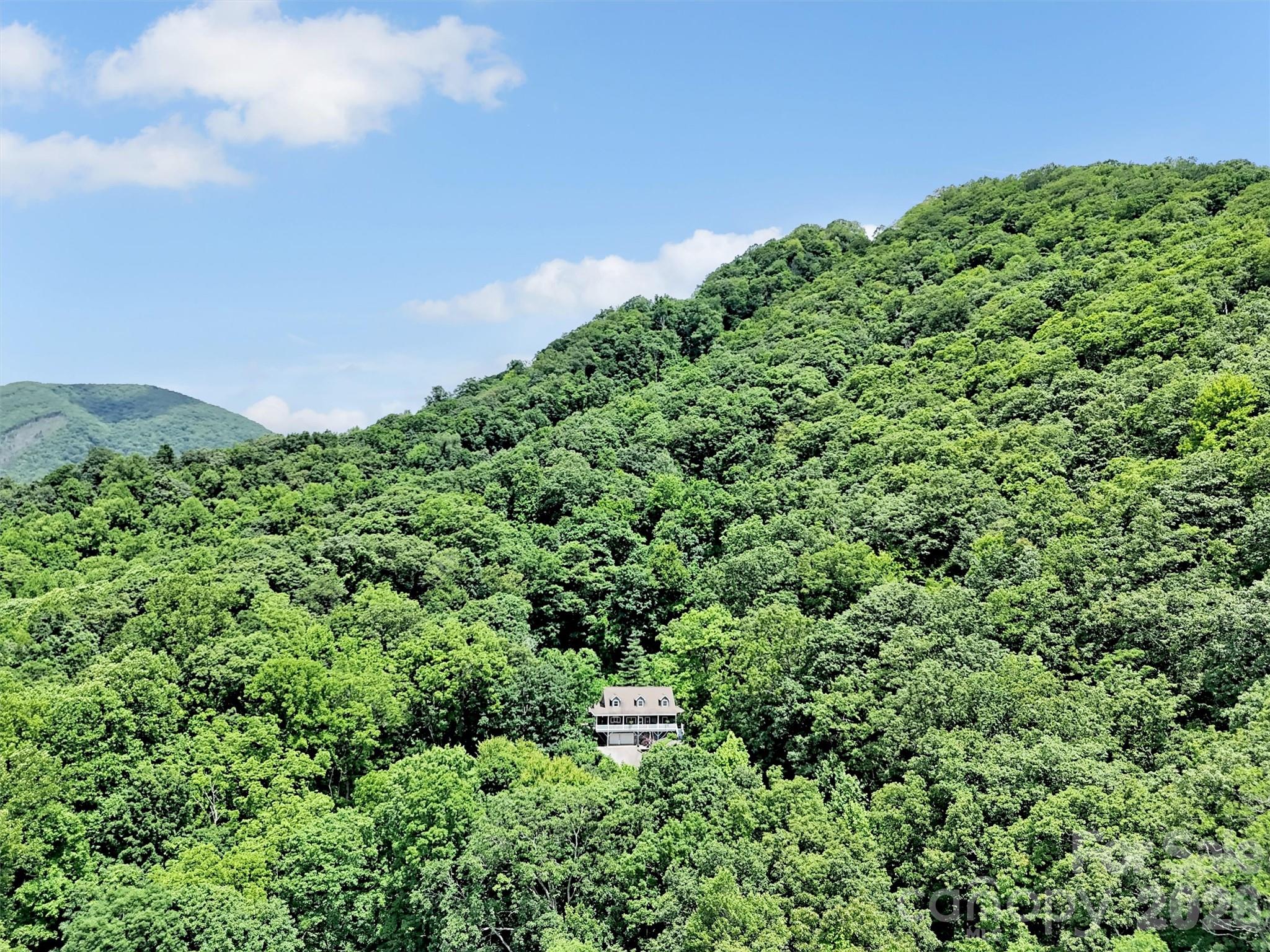 28 Mountain Breeze Drive