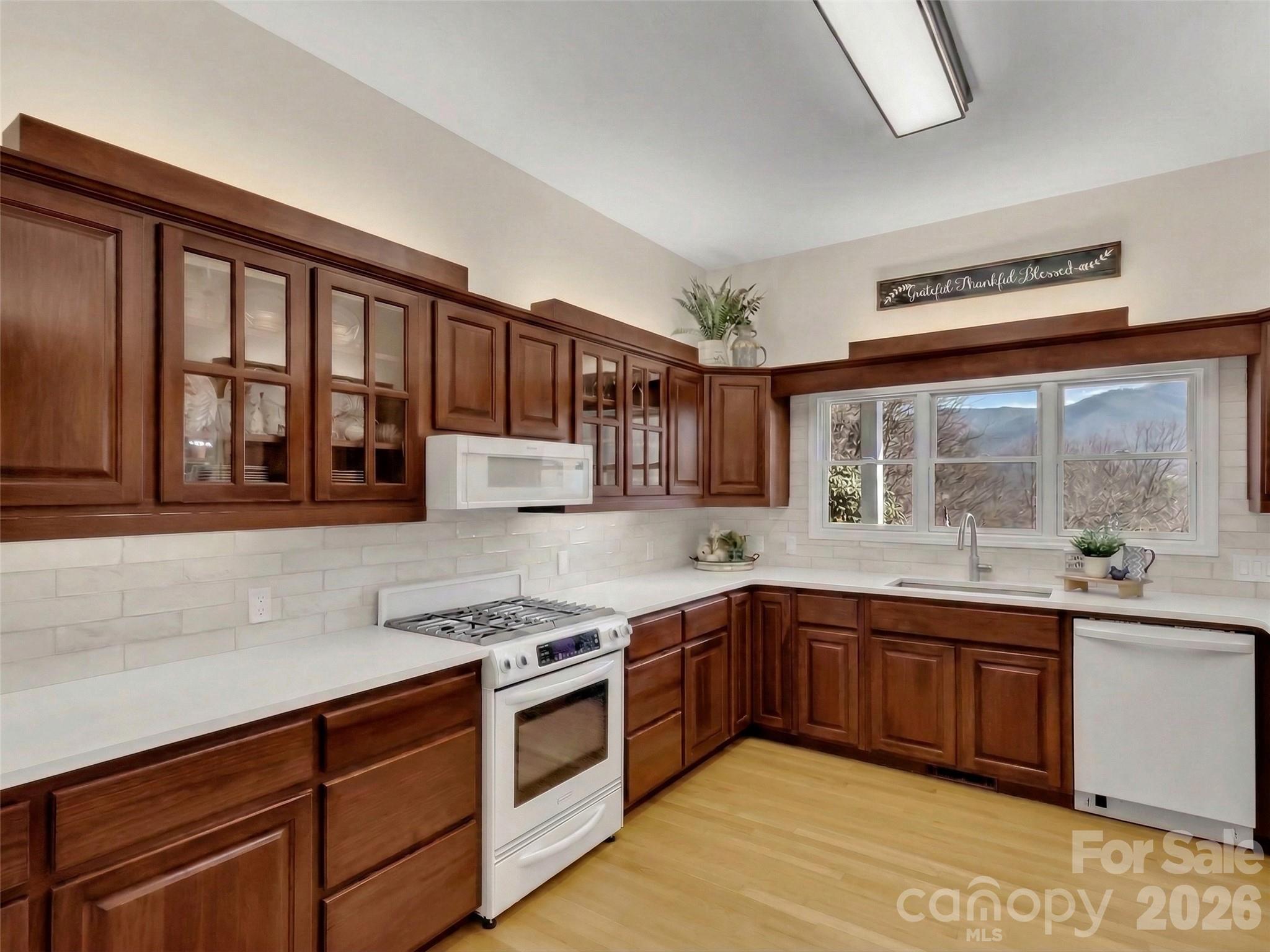 28 Mountain Breeze Drive