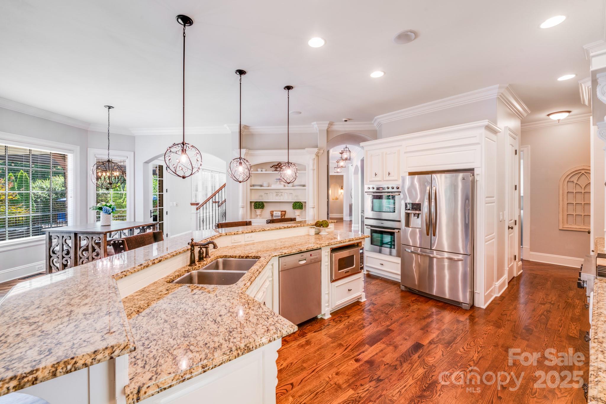600 Beauhaven Lane