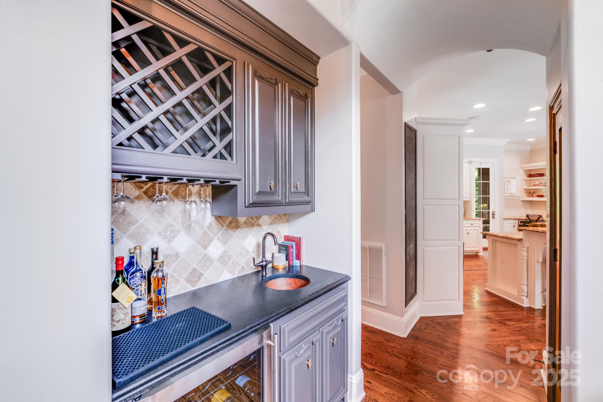 600 Beauhaven Lane