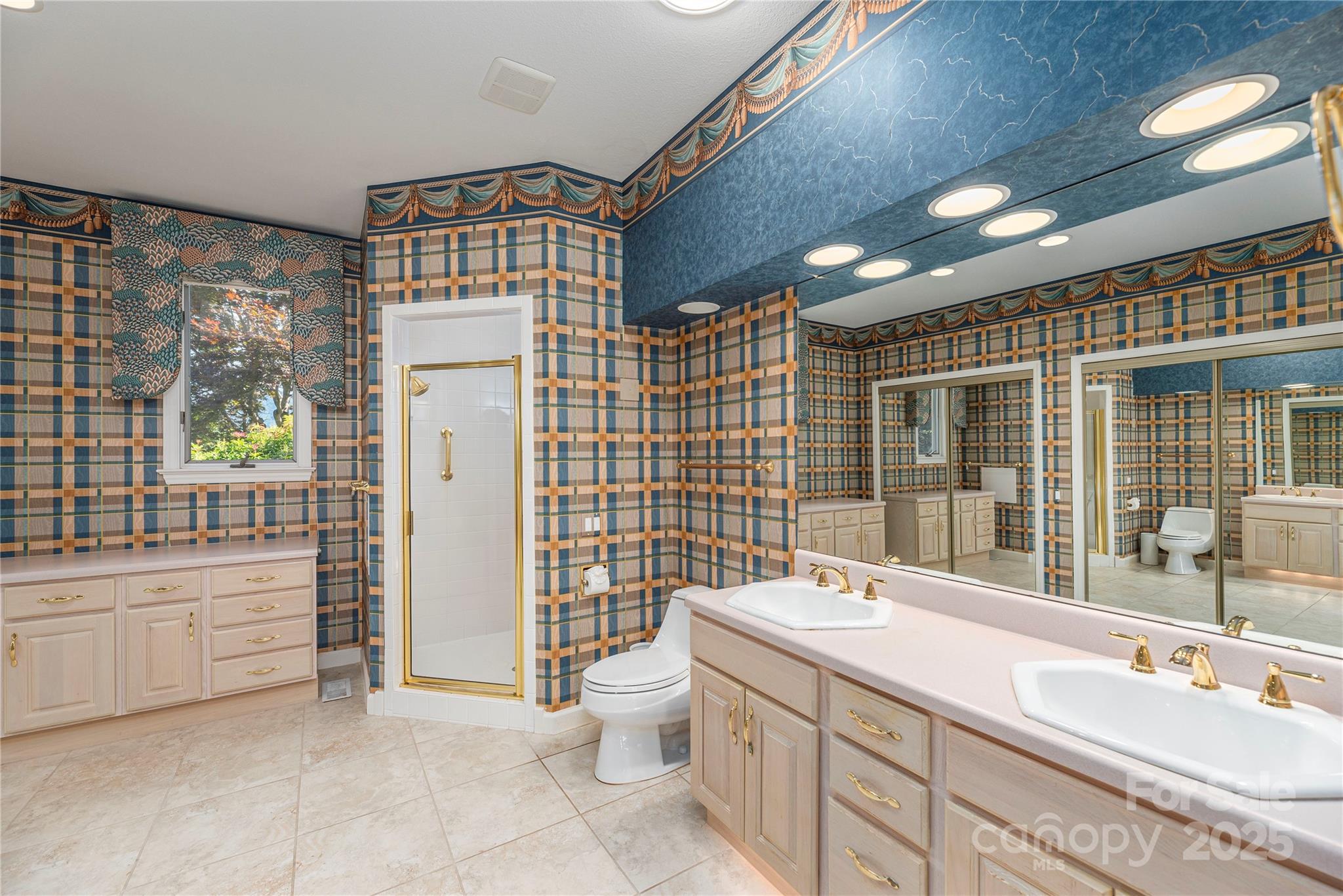31 Chickering Lane