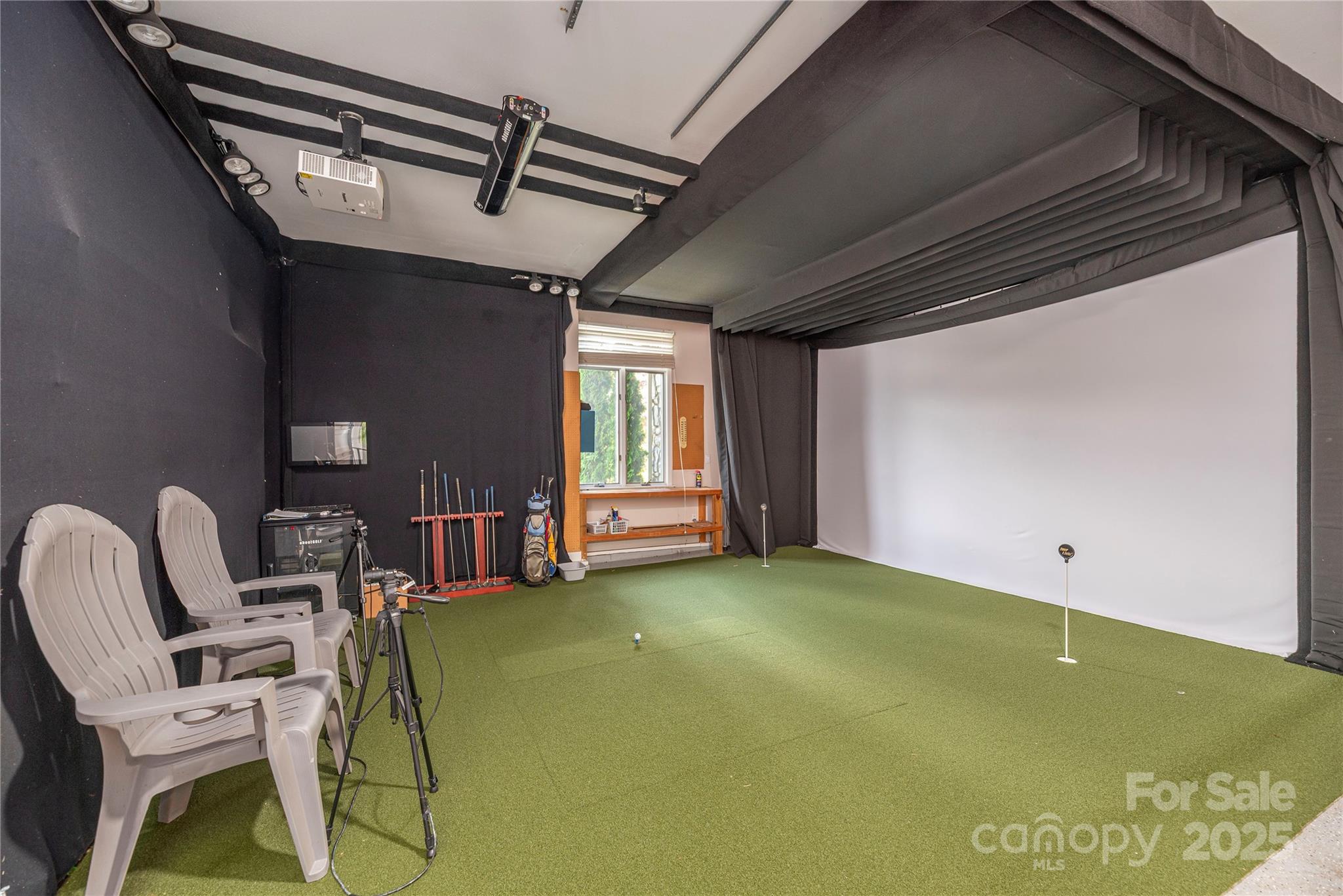 31 Chickering Lane