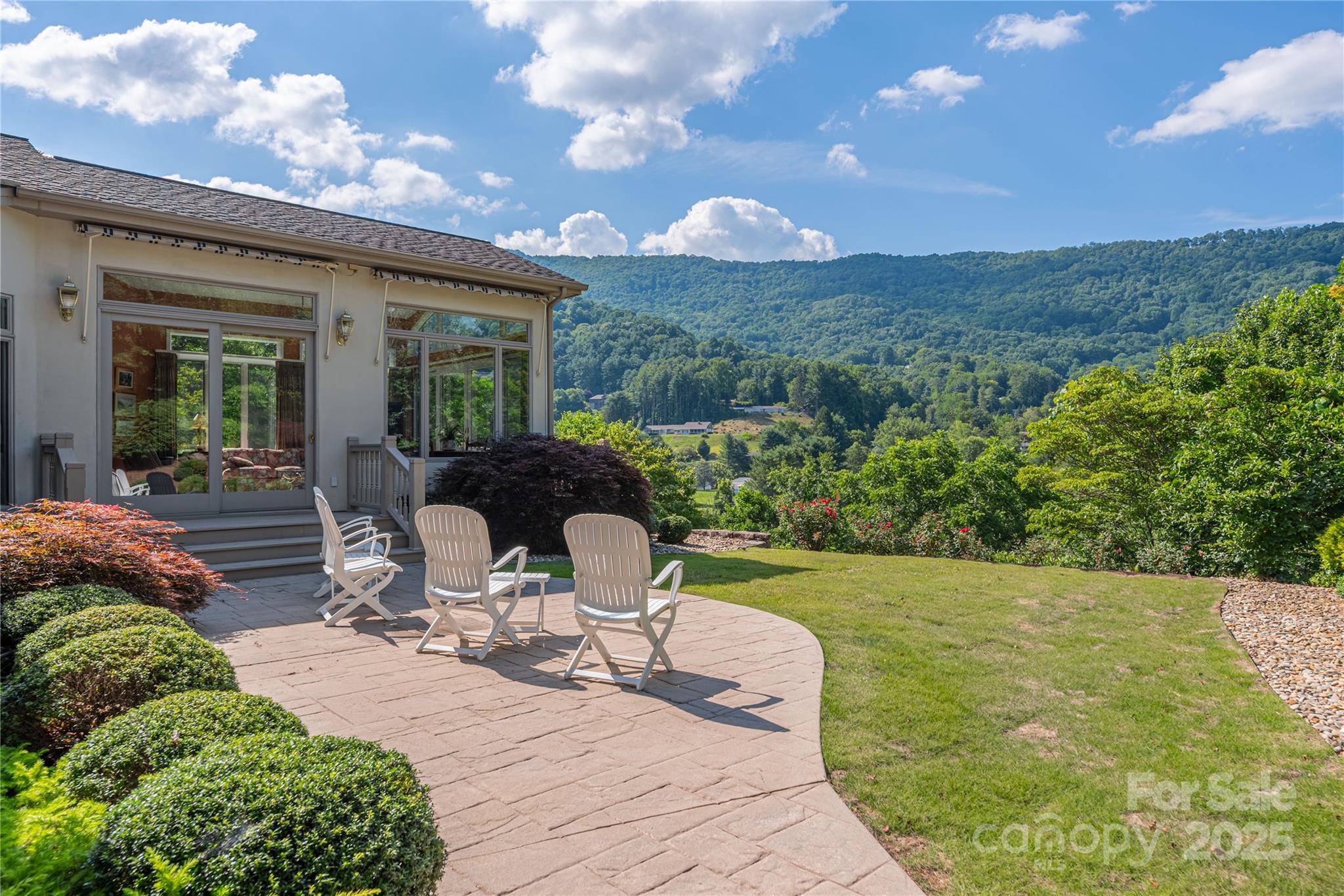 31 Chickering Lane