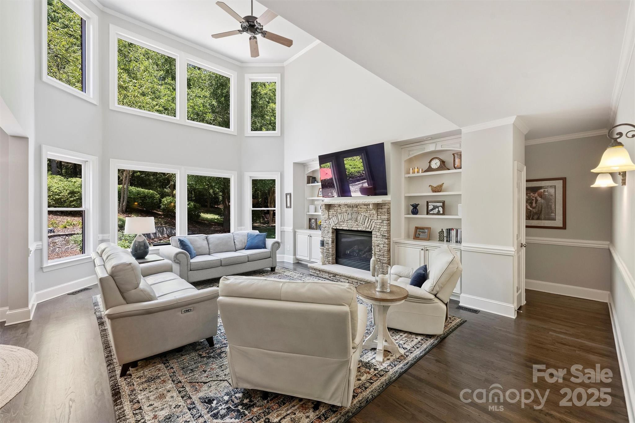 4328 Rochard Lane
