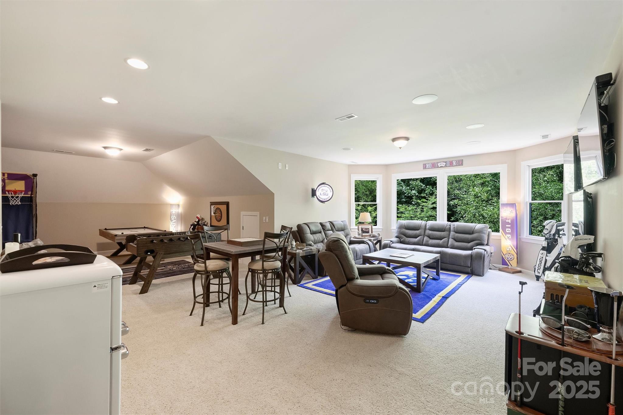 4328 Rochard Lane