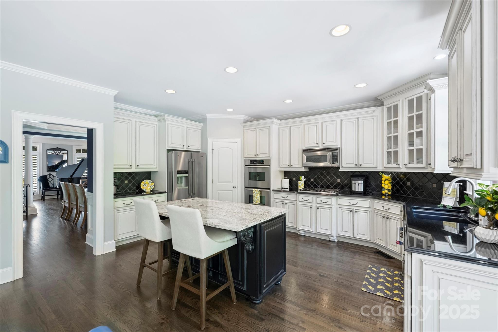 4328 Rochard Lane