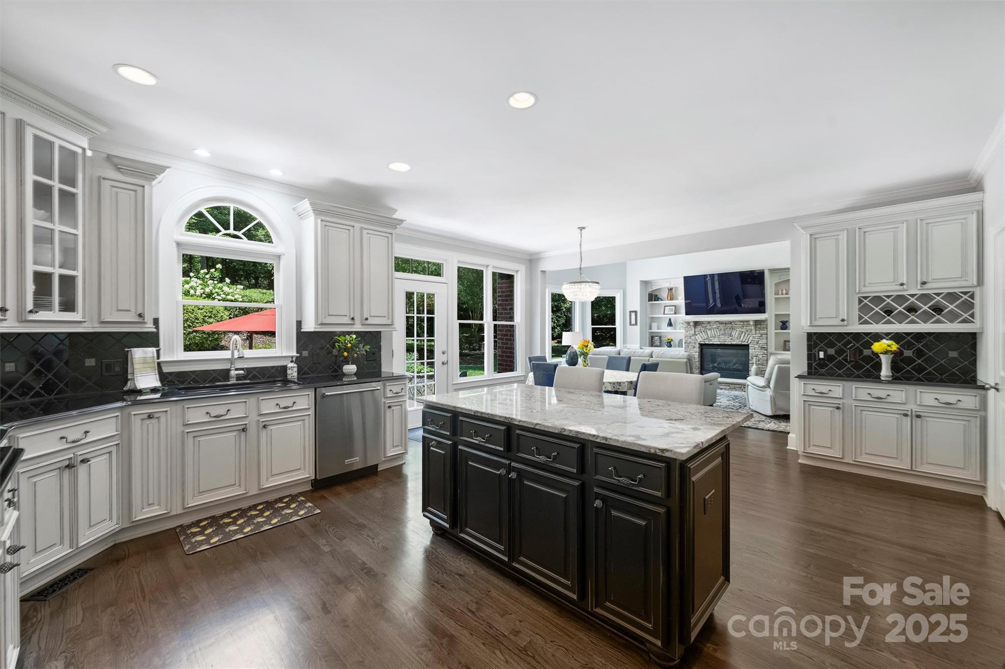 4328 Rochard Lane